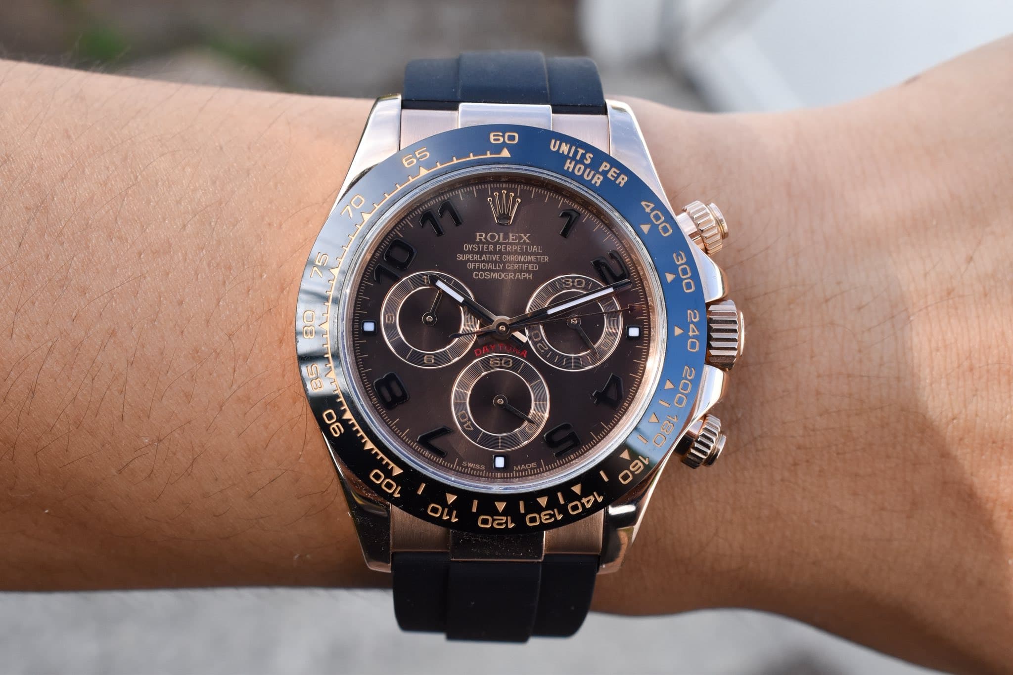 May be an image of wrist watch and text that says '60 65 70 S OEECHLIY.CERTFED DSMOGRAP UNITS HOUR UNITSPER HOURER PER W ROLEX 400 400 ERPERPETURI 300 حـ 240 2O0 200 1 با o の 9…