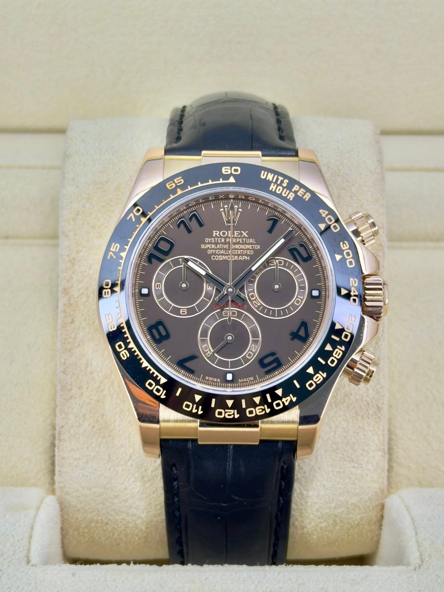 May be an image of wrist watch and text that says ' ROLEX OYSTERPI KPETE RPETUAL NEGNONETE HRONOWETEH SUPERLATTY ਸਸਕਾਕਾस FFCIALLY PEPTIFIED DERTIFED COSMOE RAPH כ 台 UNITS HOUR…