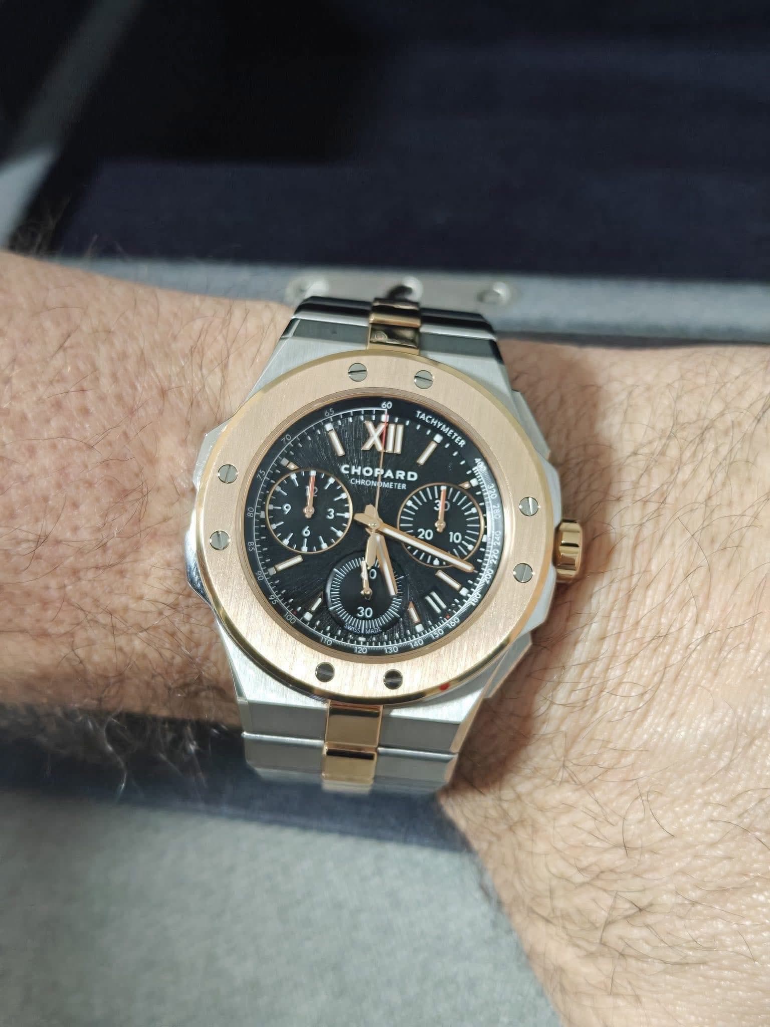 May be an image of wrist watch and text that says 'ACHYMETER CHOPARE RD HRONOM 9 2 - - - د 6 6 ® 20 1 10 WM I I1 ٥ i 春 ONN 中月 រង 30'