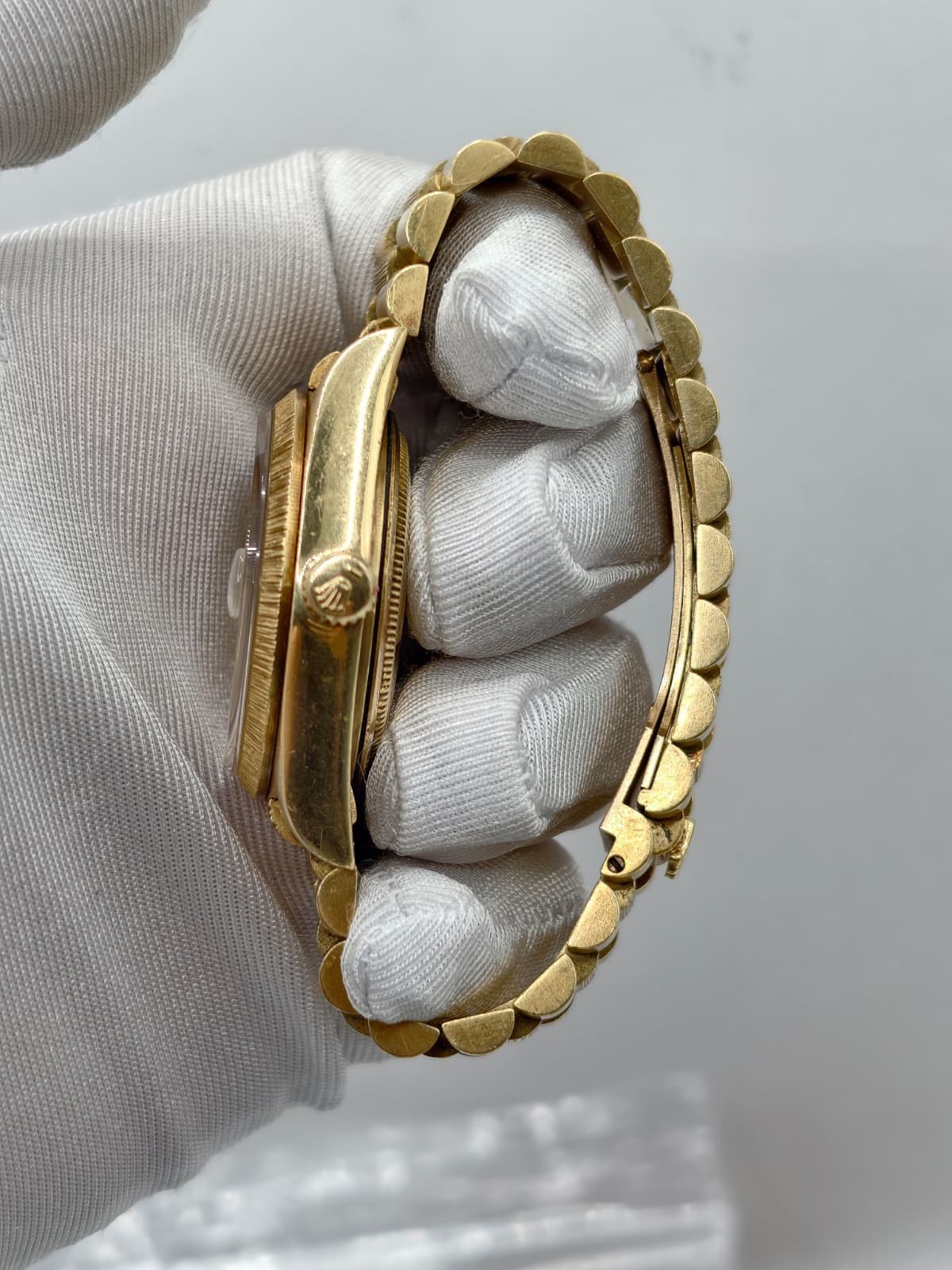 May be an image of jewelry
