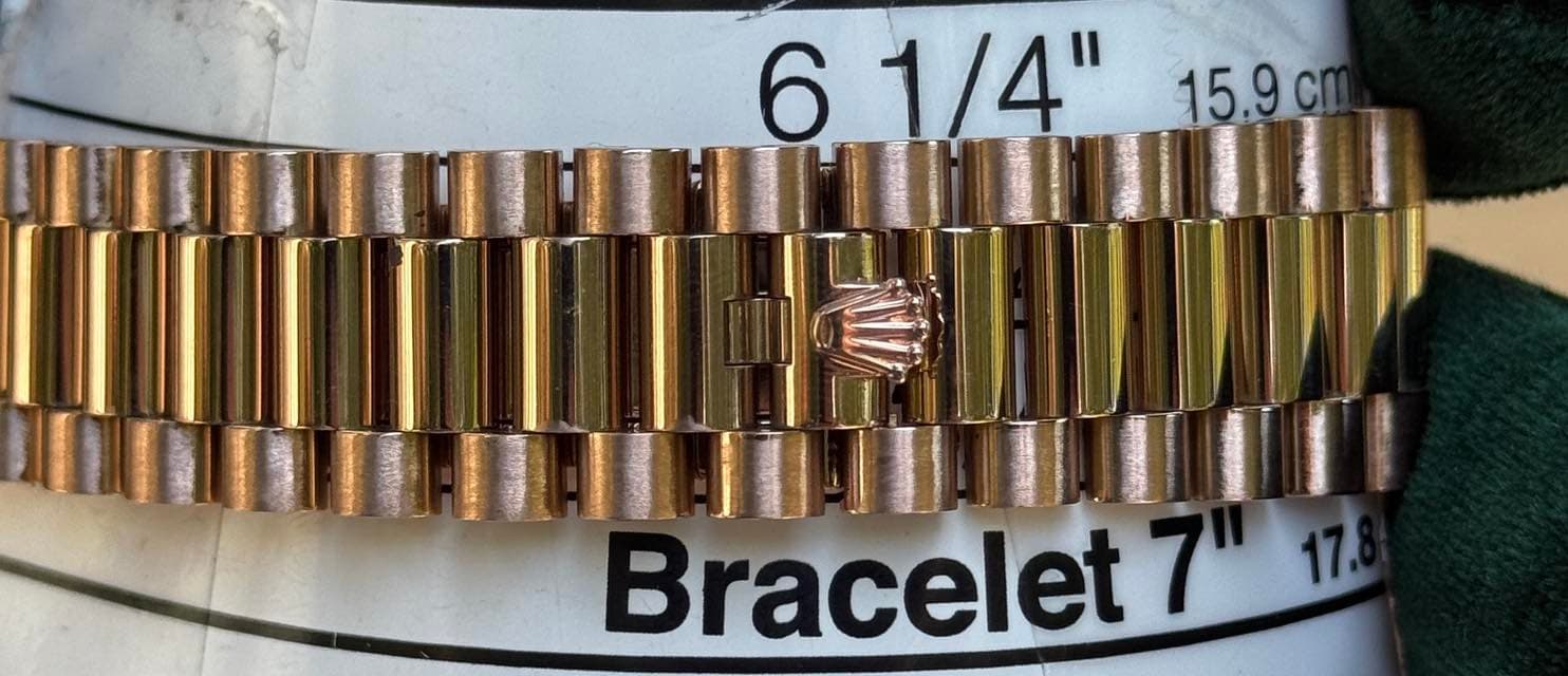 May be an image of jewelry, wrist watch and text that says '6 61/4" 15.9c me 「利 III II ΓΑΙ TUJHA Wn Bracelet 17.'