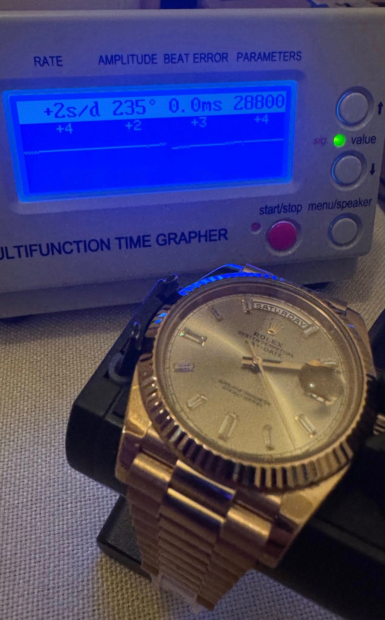 May be an image of digital watch and text that says 'RATE AMPLITUDEBEAT TEAPLITUDE.BEATERRORPARANETE ERROR PARAMETERS TERS +2s/d2350.0ns28800 28800 start/stopment TIFUNCTION…