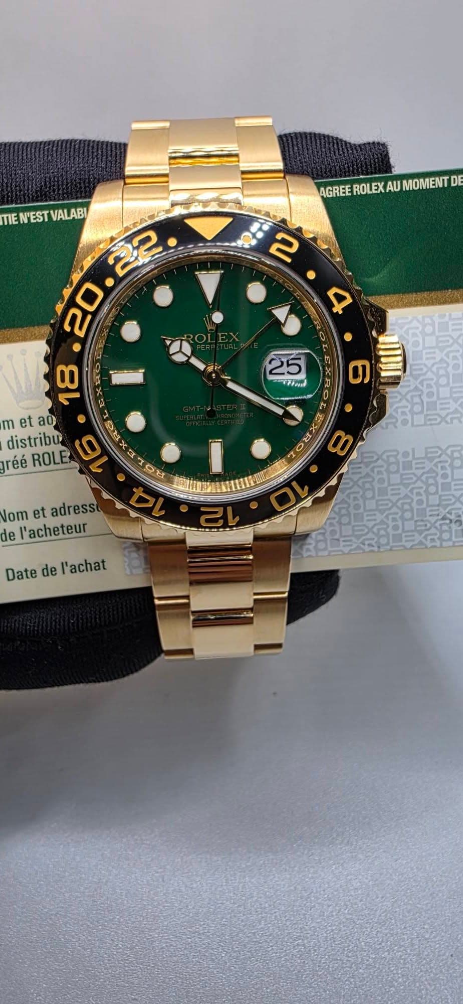 May be an image of wrist watch and text that says 'ΠΕ EN'ESTVALABI N'EST VALABI 22 20 AGREE ROLEX AGREEROLEXAUMOMENT AU MOMENT 2 25 די 18 m e et ao distribu ROLEA 9 RO réé は の ó…