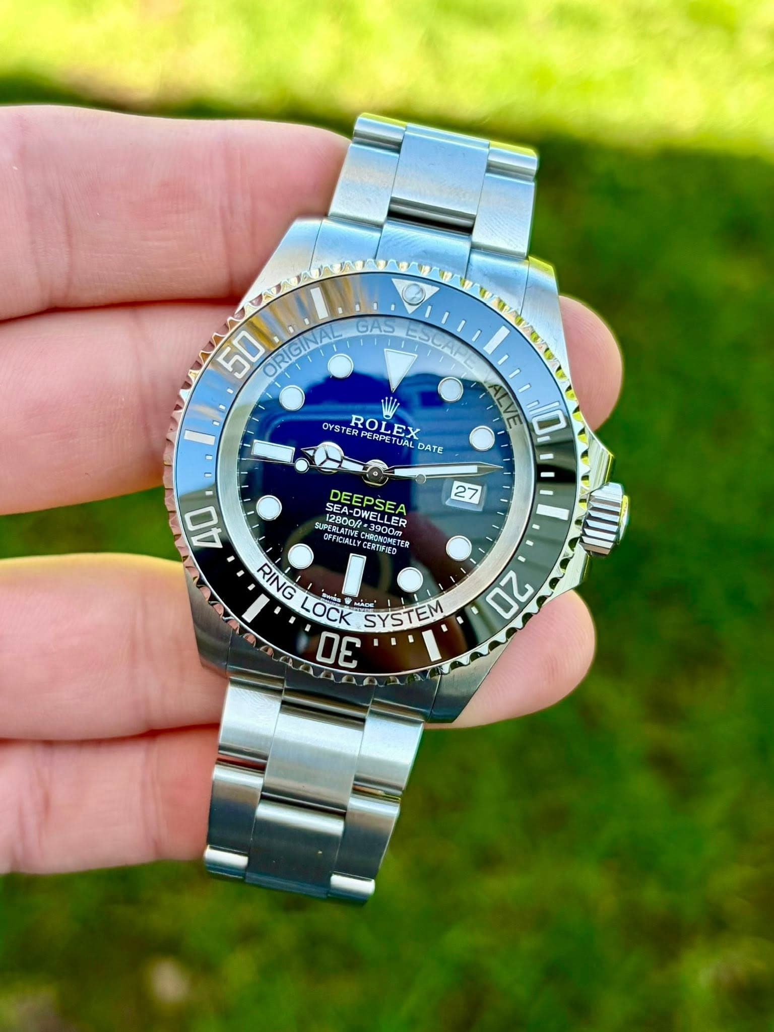 May be an image of wrist watch and text that says '50 ORIGINAL GAS ESCAP OYSTE YSTER RO PERPE PERPET OYSTERPORLEX ROLE EX TUAL DATE SEA-DWEI ርሉ SEA-DWELLER DEEPSEA 12800/ MRATIO…