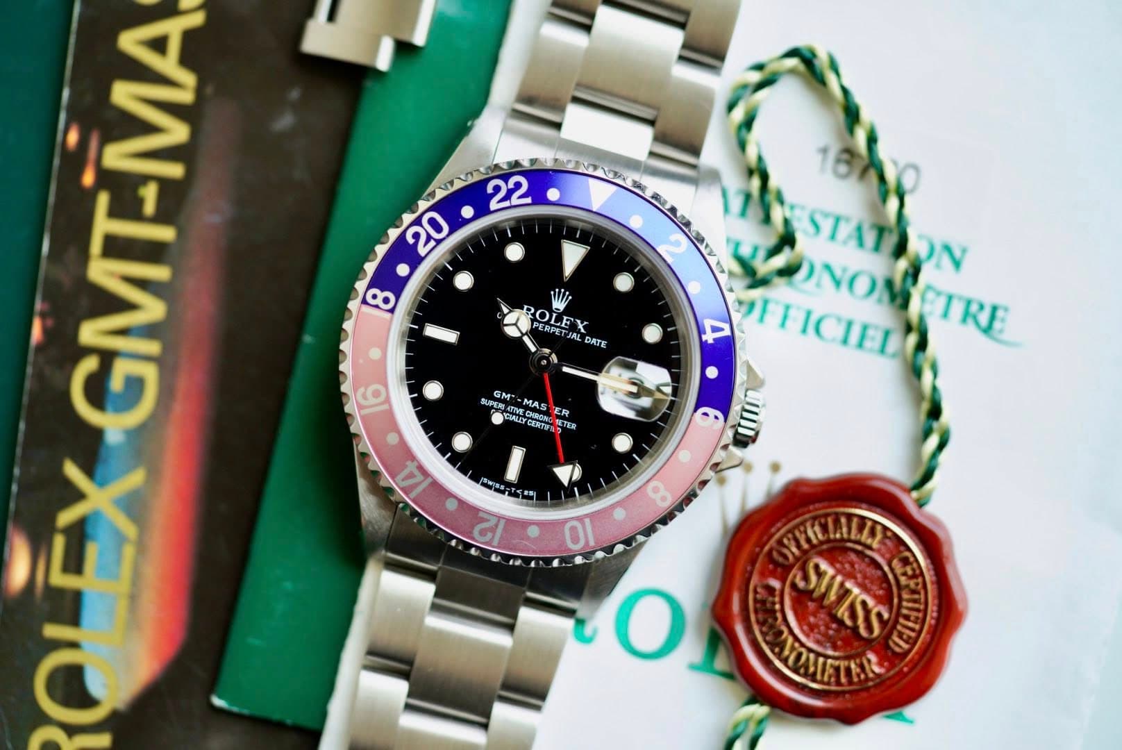 May be an image of wrist watch and text that says 'CαK NAV 22 20 8 ROLE X PERPETJ RPETJALDAT DATE 3 16 2 ATY STATION 4 FFICIED NON CTRE ONOMETRE INOSETRE பய GM MAS CHRENG P用点…