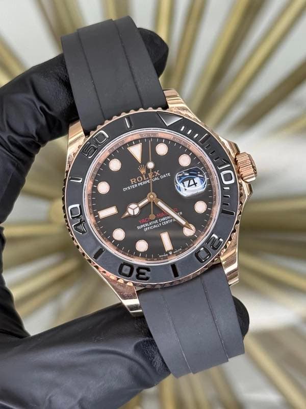 May be an image of wrist watch and text that says 'OLi 50 2 U OYSTER R PERPE UAL XX DATE 4 1O, ER ER SUPERLATIVE OPERLATVE CHRONG CERTIF OFFICIALLY 40 [ န်စေ MACH 3 گ P 20…