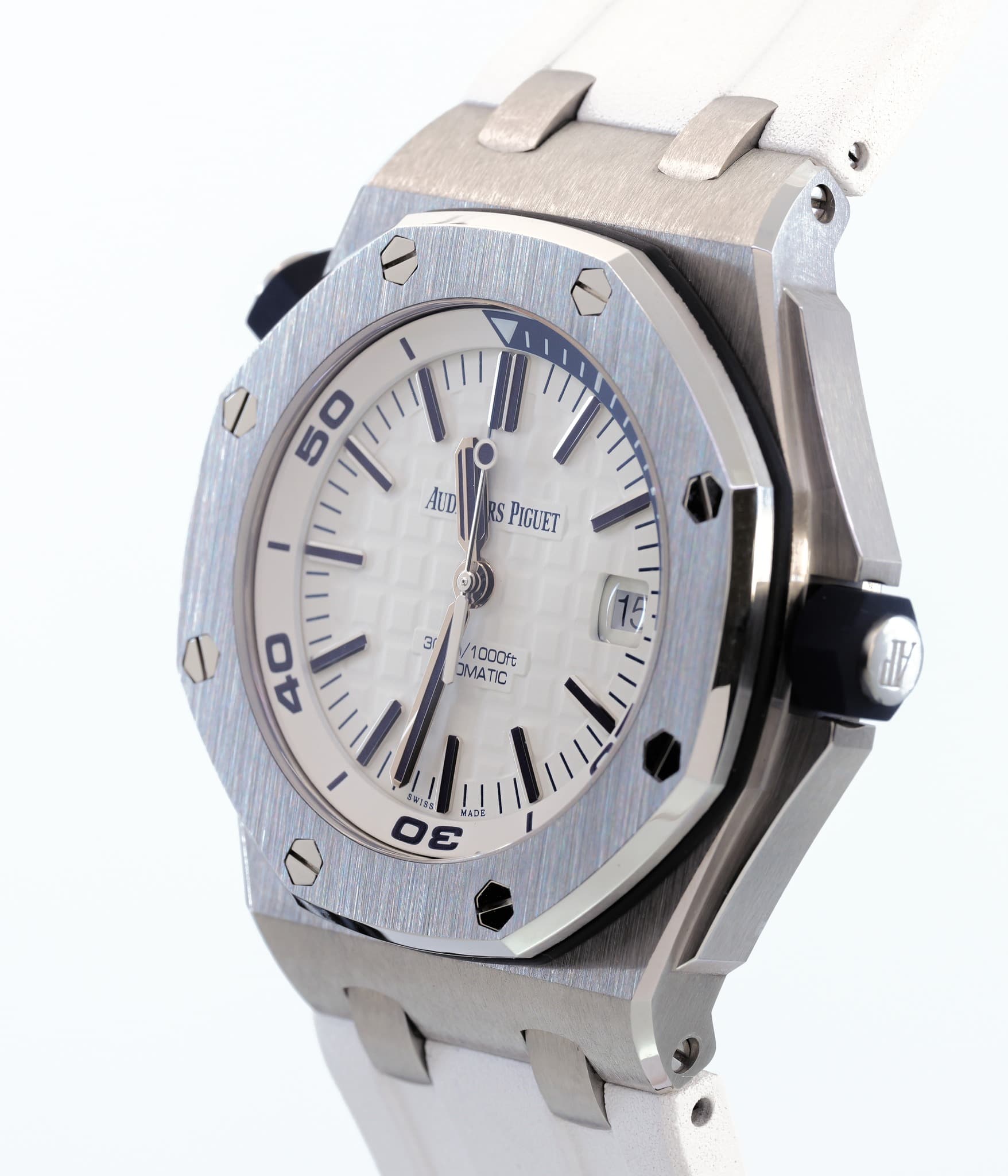 May be an image of wrist watch and text that says 'I 50 AUD RS PIGUET 15 3 /1000Ft IMATIC n 40 ١ O ! ቁስቴ 2'