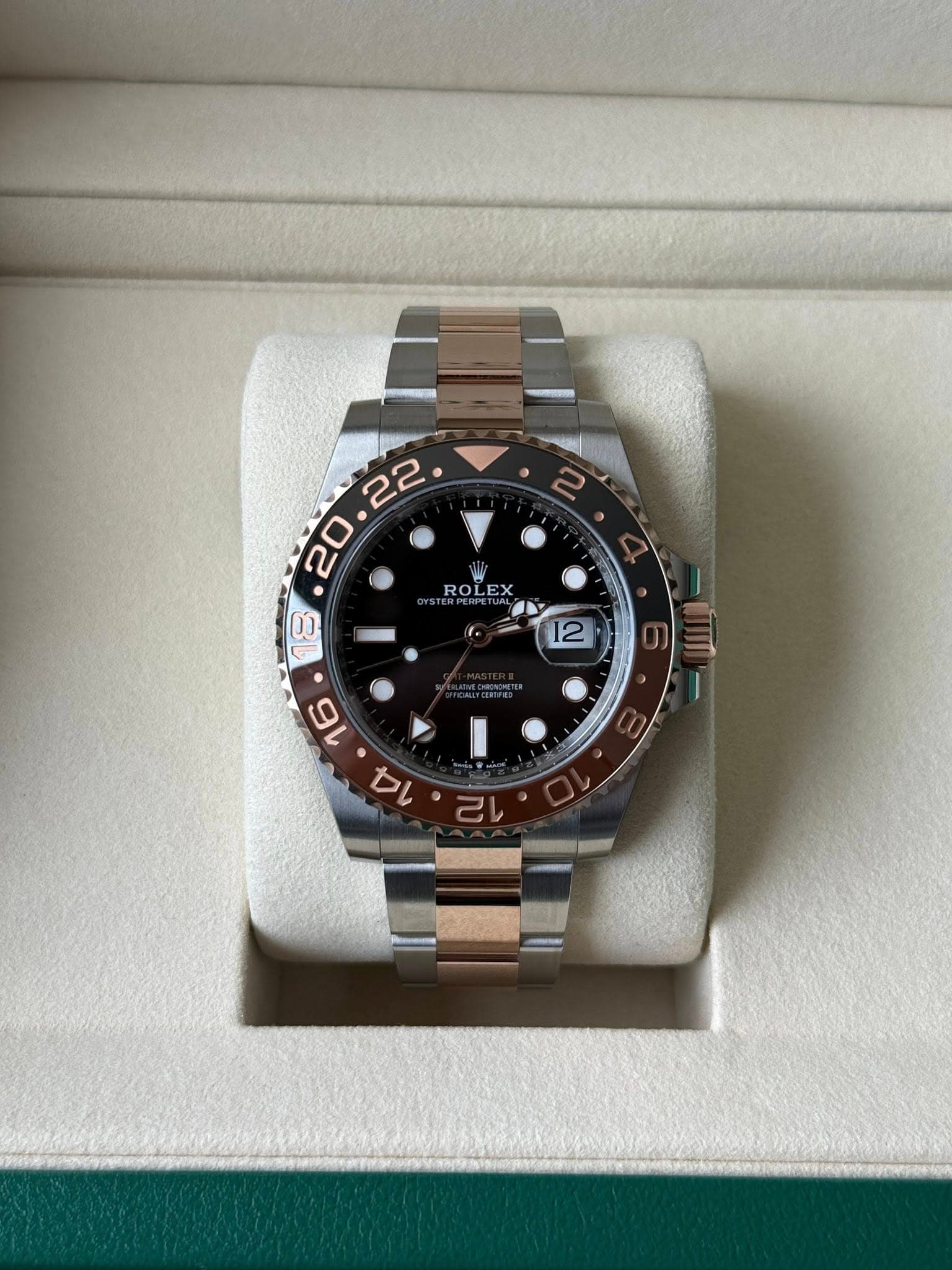 May be an image of wrist watch and text that says ' ROLEX X ROLE EX 8 1 贍 12 16 銈兓 14'