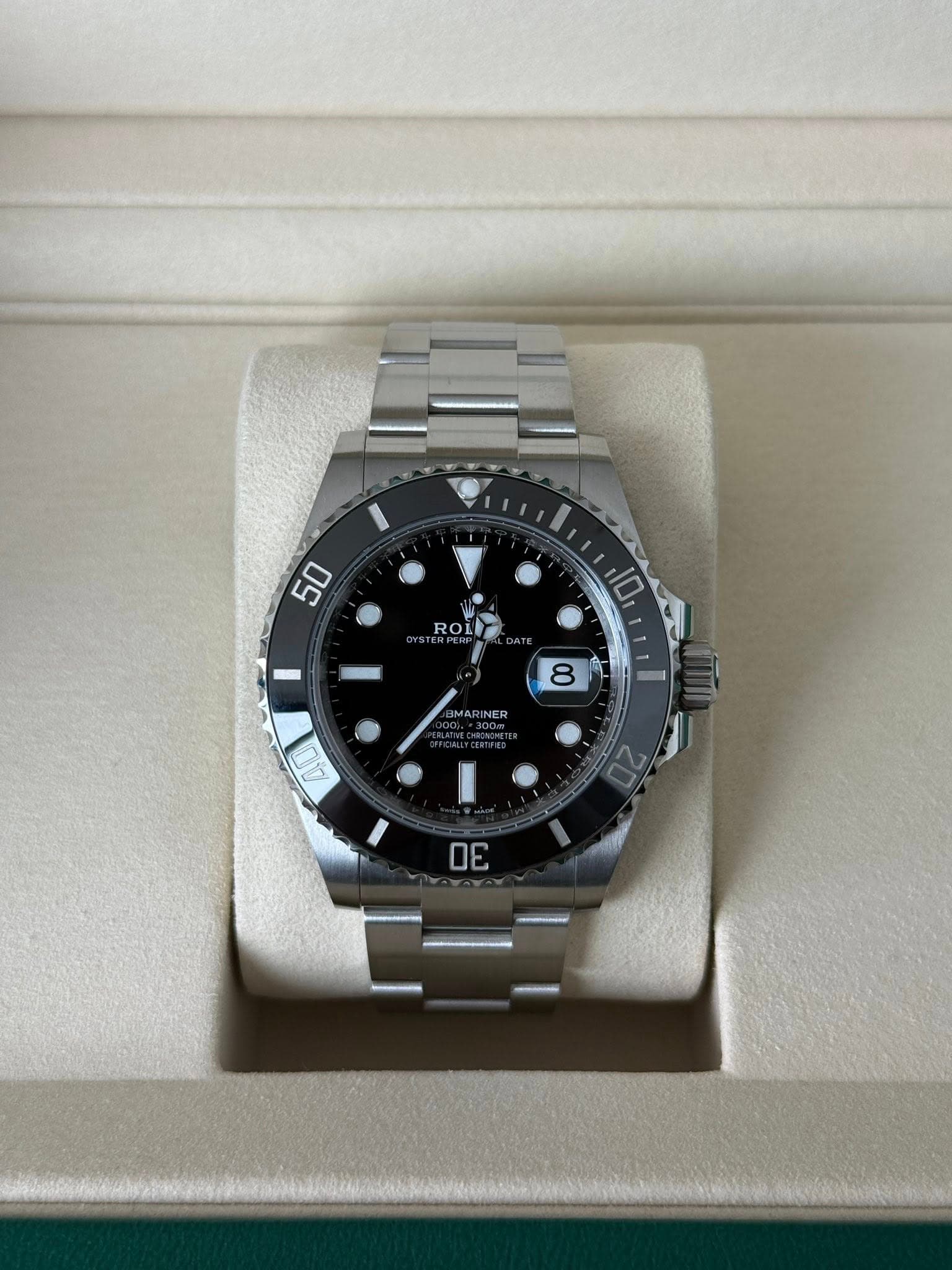 May be an image of wrist watch and text that says '50 ROL ROLT 10 8 灸 a MAR MARINER שרי 30'