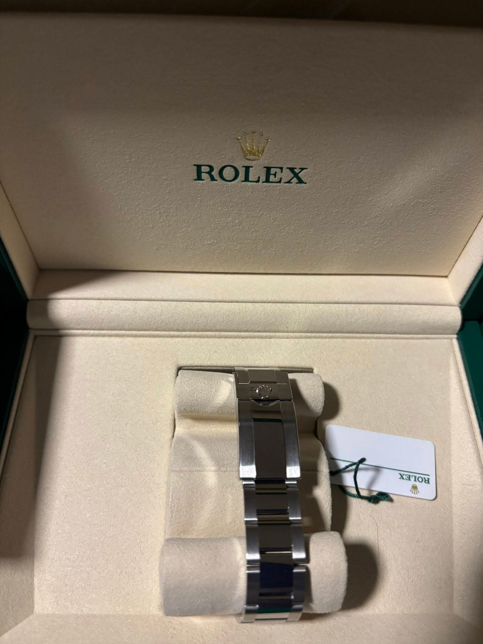 May be an image of wrist watch and text that says 'ROLEX dE 网'