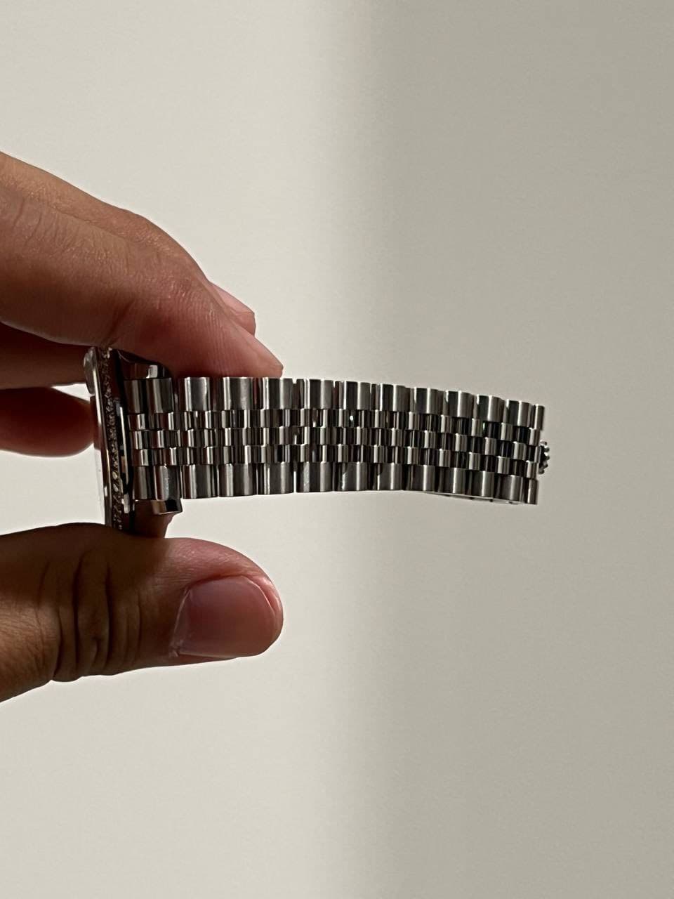 May be an image of digital watch