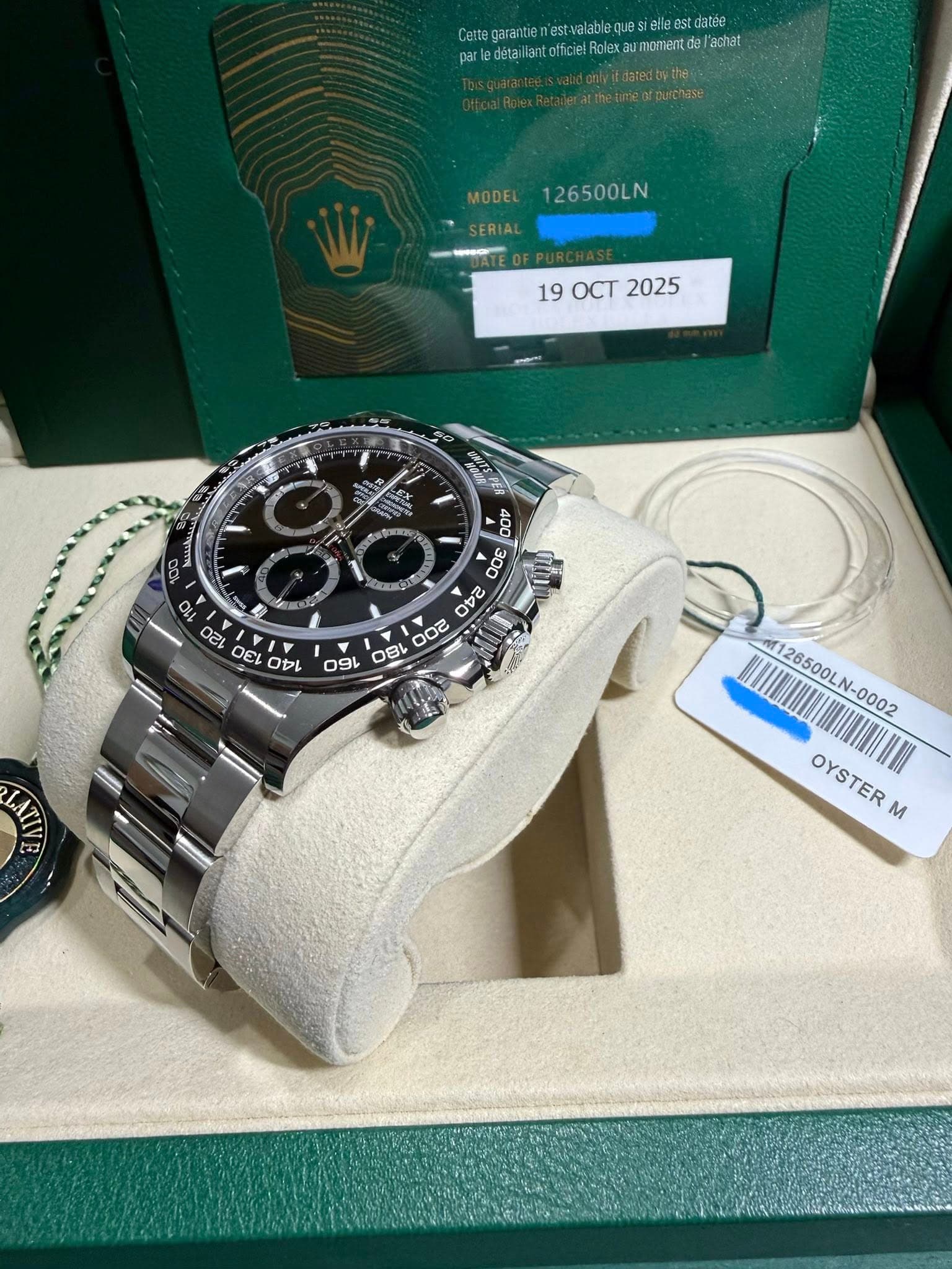 May be an image of wrist watch and text that says 'valablequ datée Cette Cettegaran Cetteprateteee garantie partedetaantoftcen nhtkedaistft olticiel Rolex momentde achat MODEL…