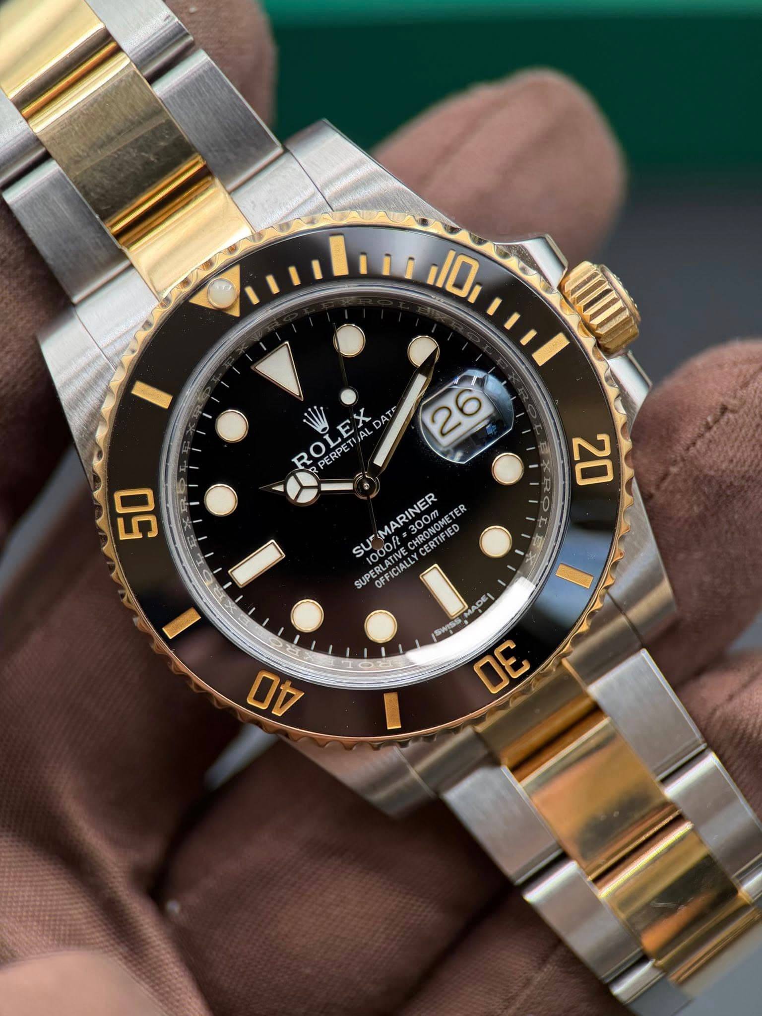 May be an image of wrist watch and text that says ' ROLEX EX AL DAT DAT IL PERP PERPETI PE MARINER 30me DONOMETER FIED TER SU UPERLATIVE LATIVE UPESRICIALLY FICIALLY FICIALLY O0OE…