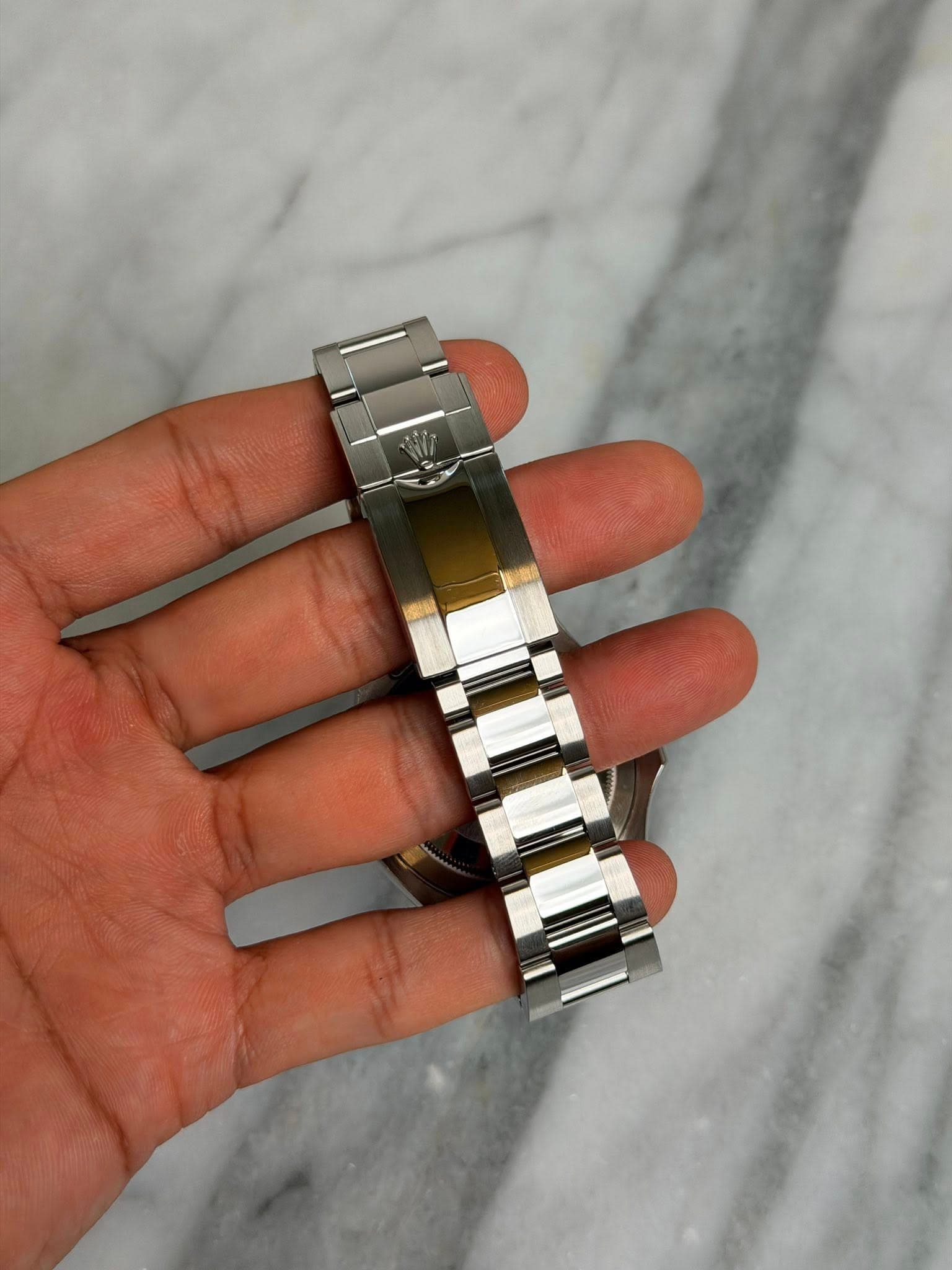 May be an image of digital watch