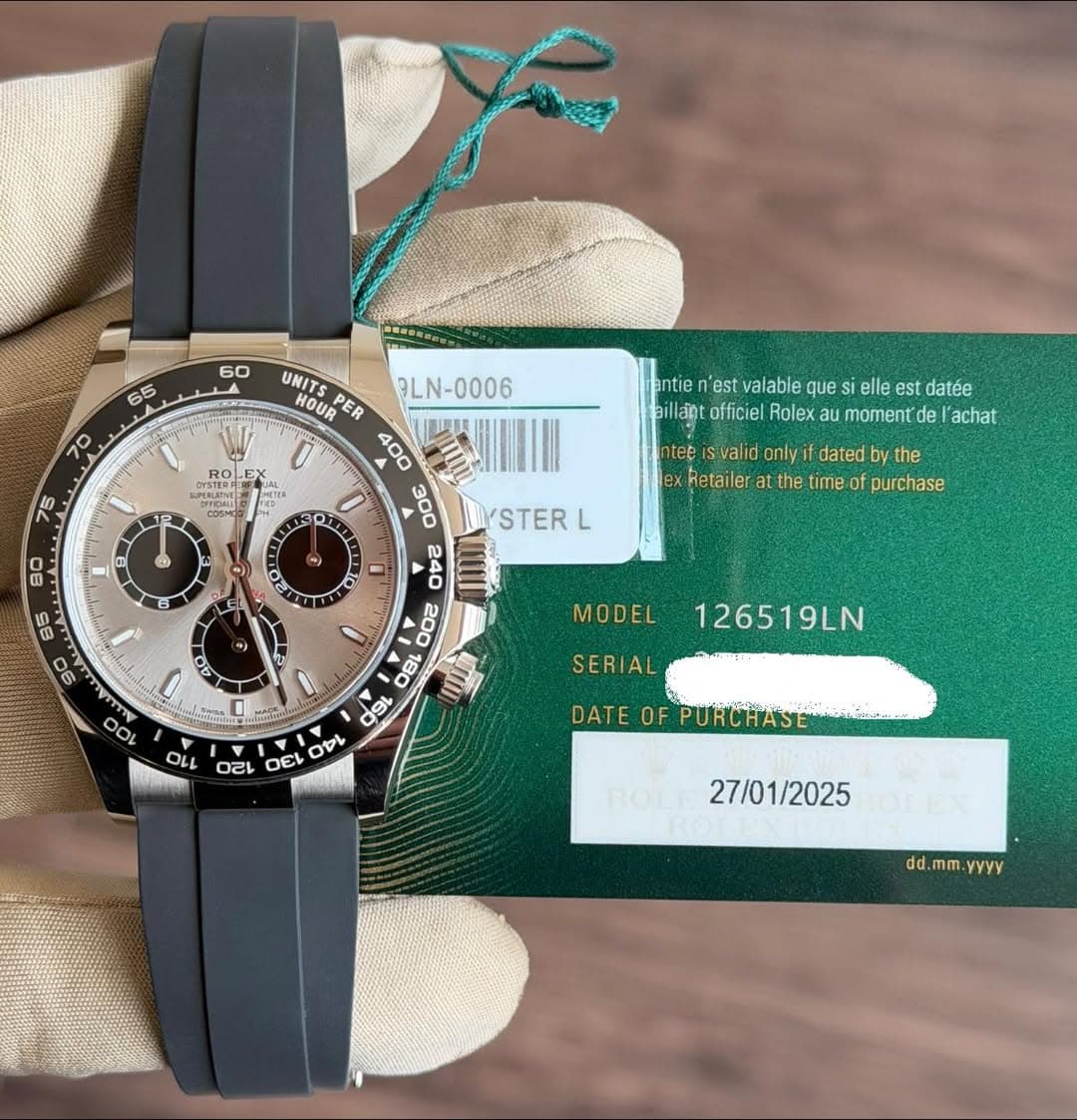 May be an image of wrist watch and text that says 'MAAИ 60 65 70 BLN- ROLEX antie n'est valable que e ell lle es datée aillant officiel Rolex Xau moment'de l'achat f isvalio…