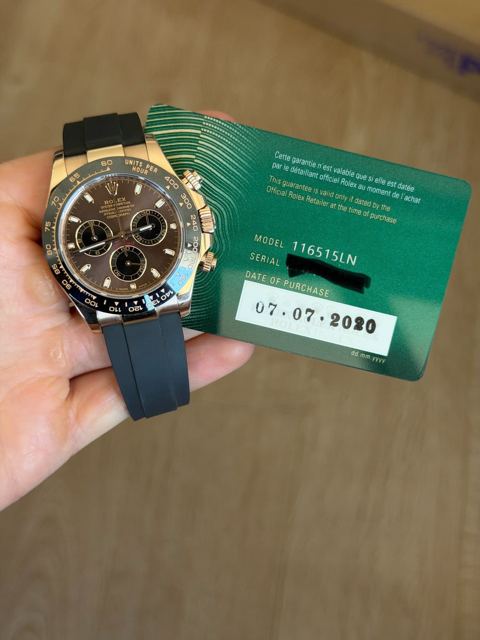 May be an image of wrist watch and text that says '60 65 70 UNITS PER Cette par détaillant est valable que ellee oficial Rolex Official Thisguarantee This Rolex moment est datée…
