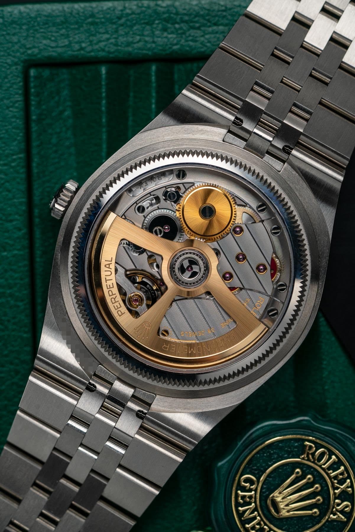Rolex Land-Dweller 40