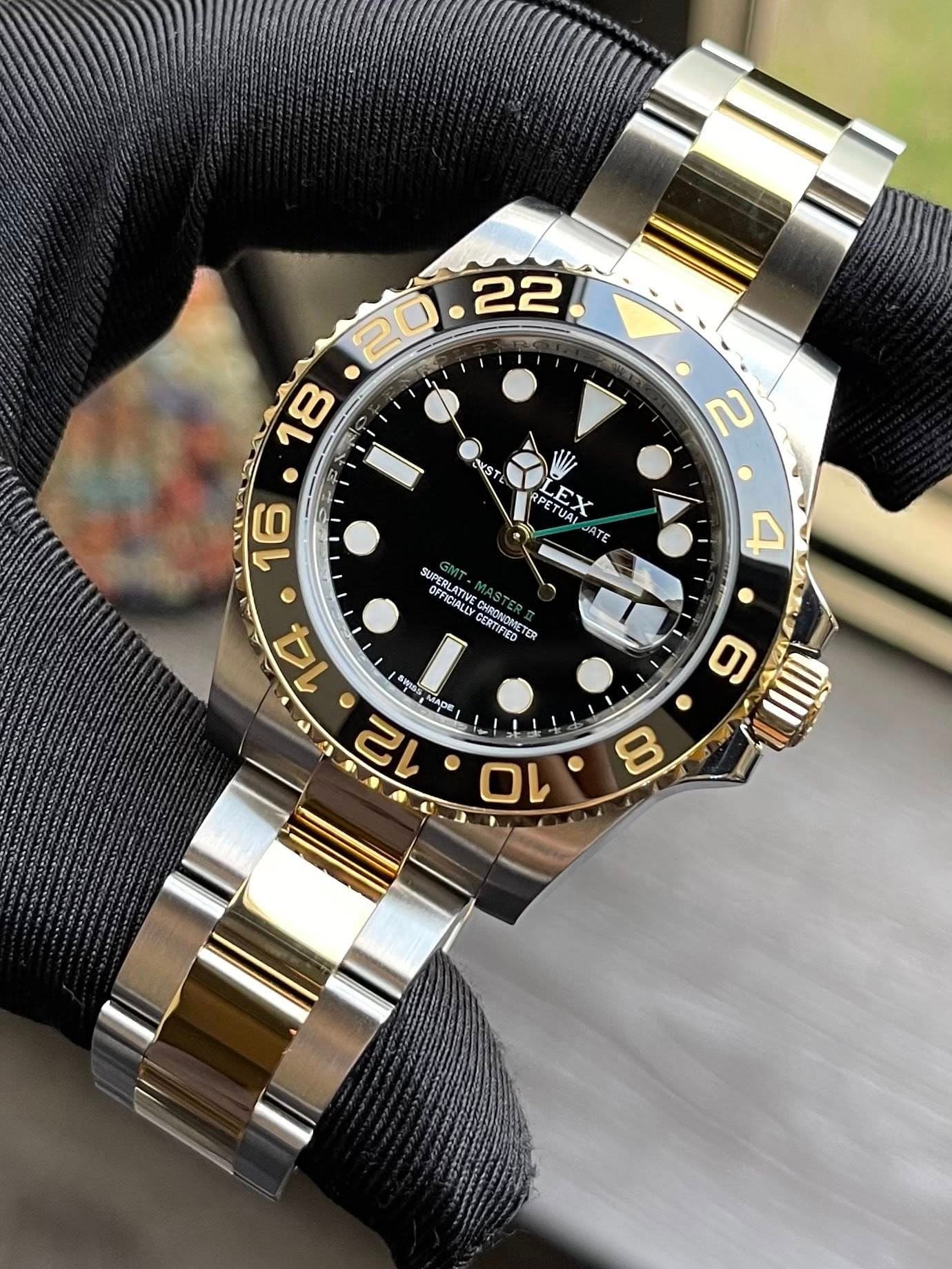 May be an image of wrist watch and text that says '20 22 18 KST 2 RP RPET PETUNA LEX TUAL ت TOA ATE 16 SUPE SUPERLATIVE OFFICIALEY OFSATIVE CALEY CHRONOMETOR CERTIFED…