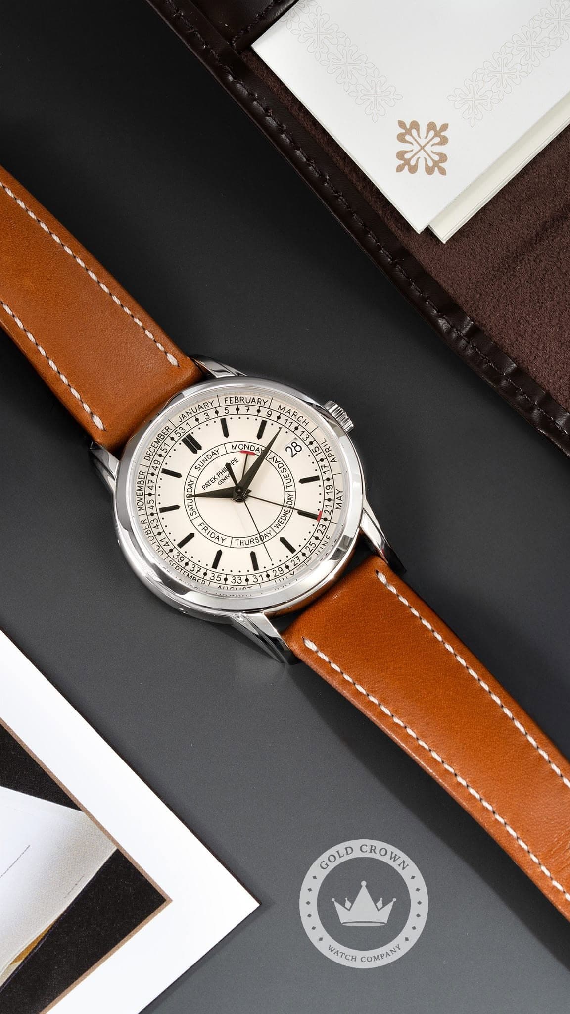 May be an image of wrist watch and text that says '楽 JANUARY FEBRUARY JN UNDA ONDA 88 TE S PATOKPN NIKPH ERSSEUA SATU F 트 RIDAY e 山 THUR र 3X קיתי C 13M GOLD CROWN WATCH…