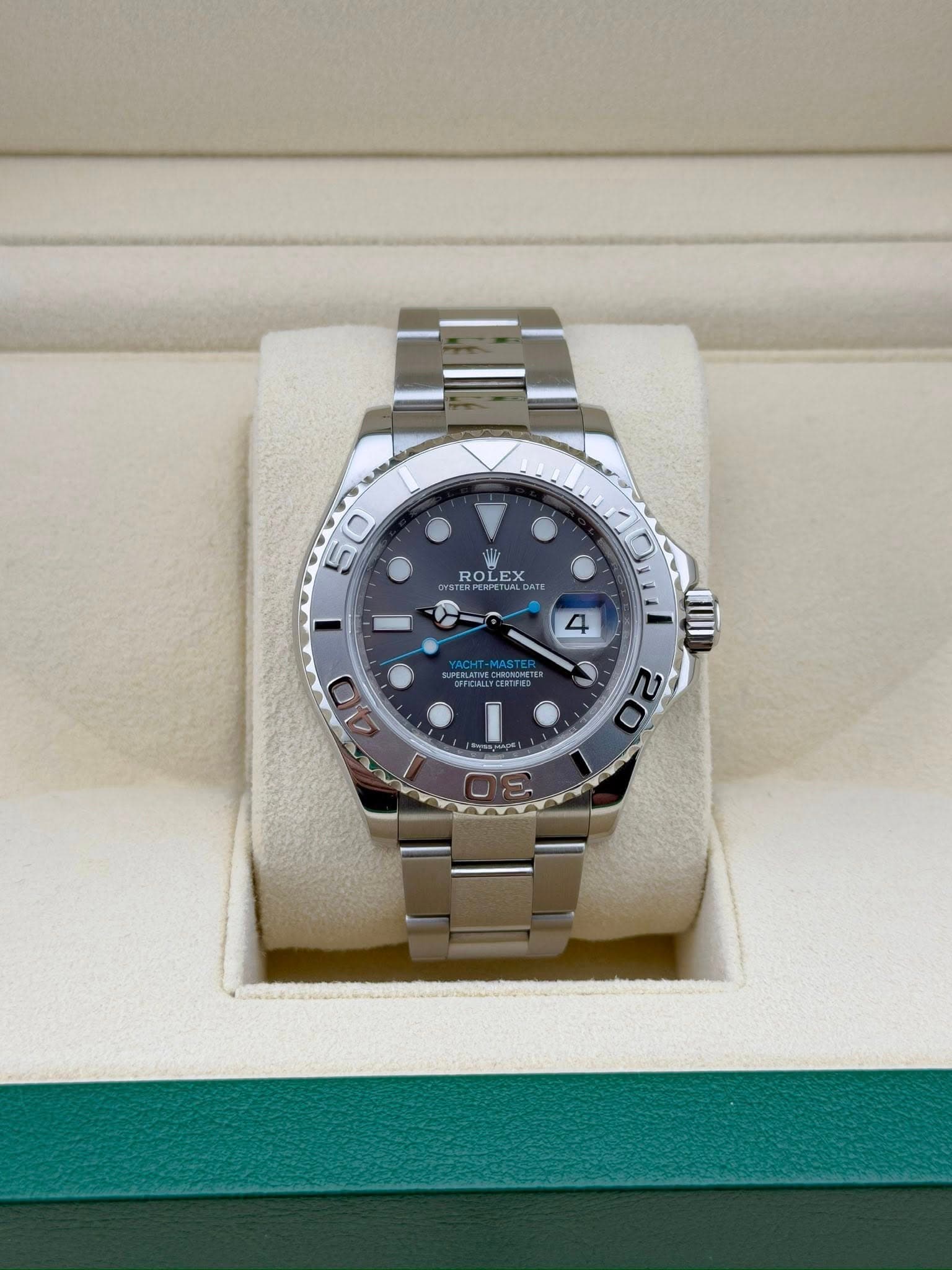 May be an image of wrist watch and text that says '50 ROLEX ROL বভর ERPETI دب D 4 I 40 20 ល S'