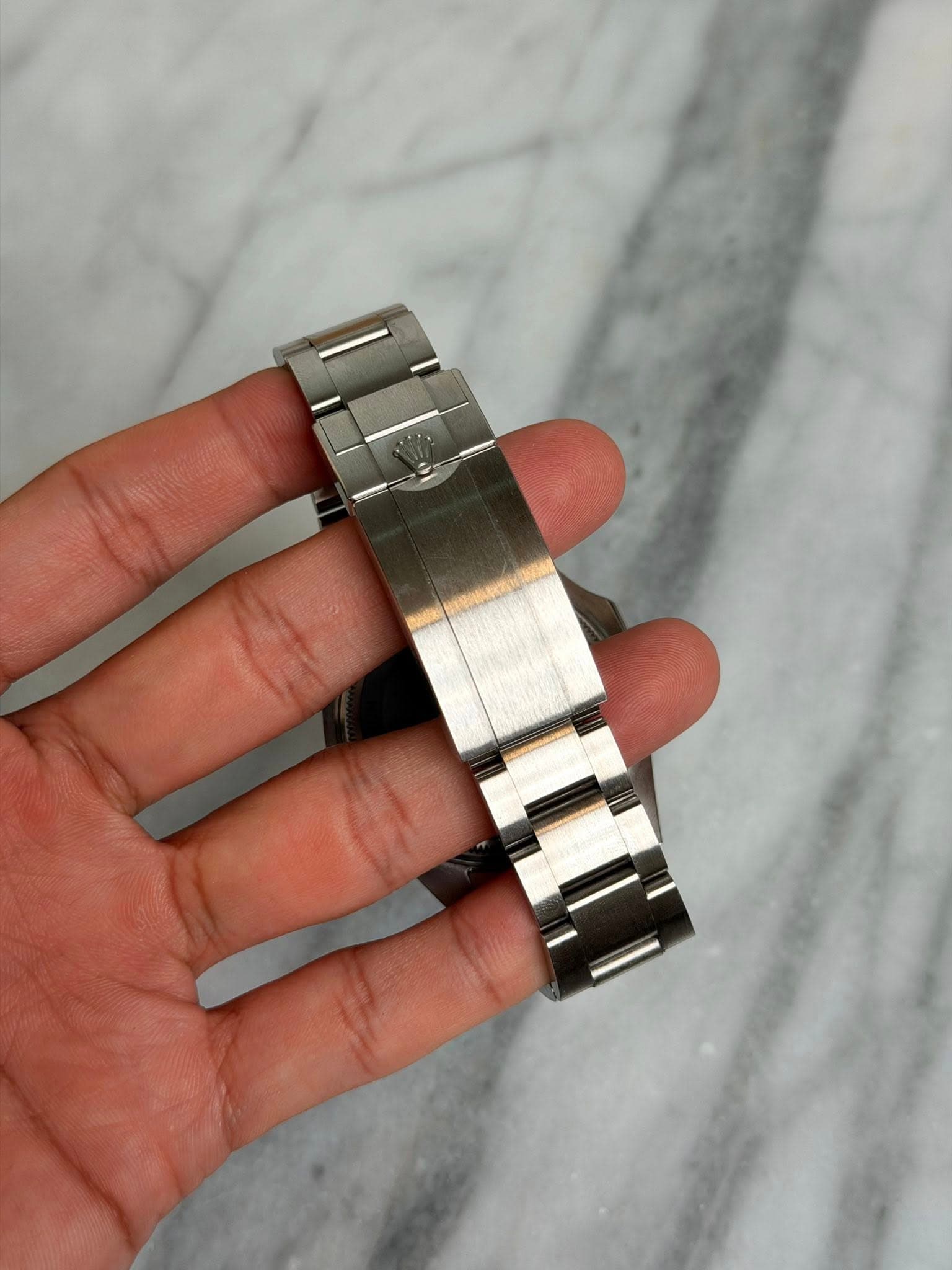 May be an image of digital watch