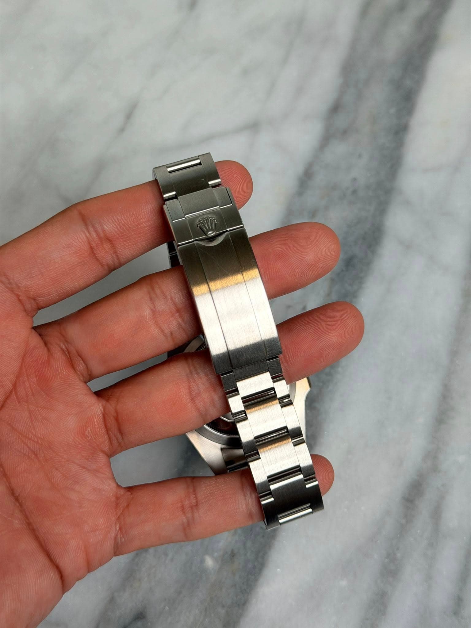 May be an image of digital watch