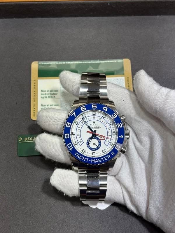 May be an image of wrist watch and text that says '6AЛAeTE Nom eta adresse Metrih Sistributeur agréé ROLEX Nom adresse i 3 TRHOPETUEL 2 ROLE YACHT- ምግር ロ ン は D صد ١ Y MAAT…