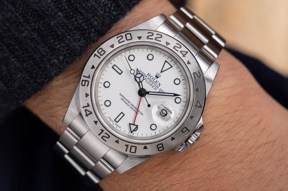 May be an image of wrist watch and text that says '20 22 24 O 16 18 o I OYSTERPER O YSTERPERPETUAL ROLEX WI PLORER PERPETUAL LEX DAP ח o 1L o SUPERLATIVE OFFIOTIVE CERTIF CEOTE…