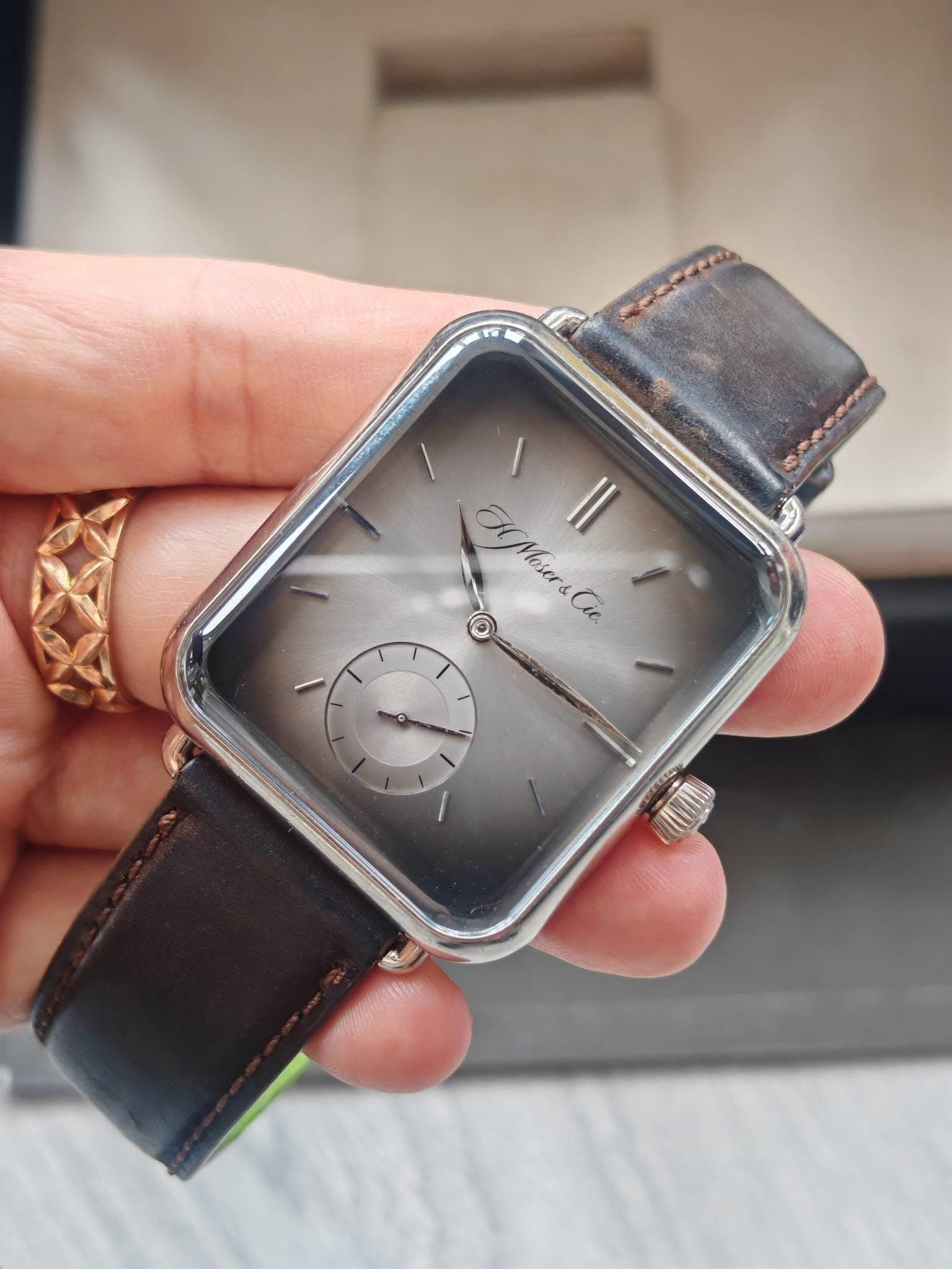 May be an image of wrist watch and text that says 'HMeser&Cie Cie Mesers eser d MI'