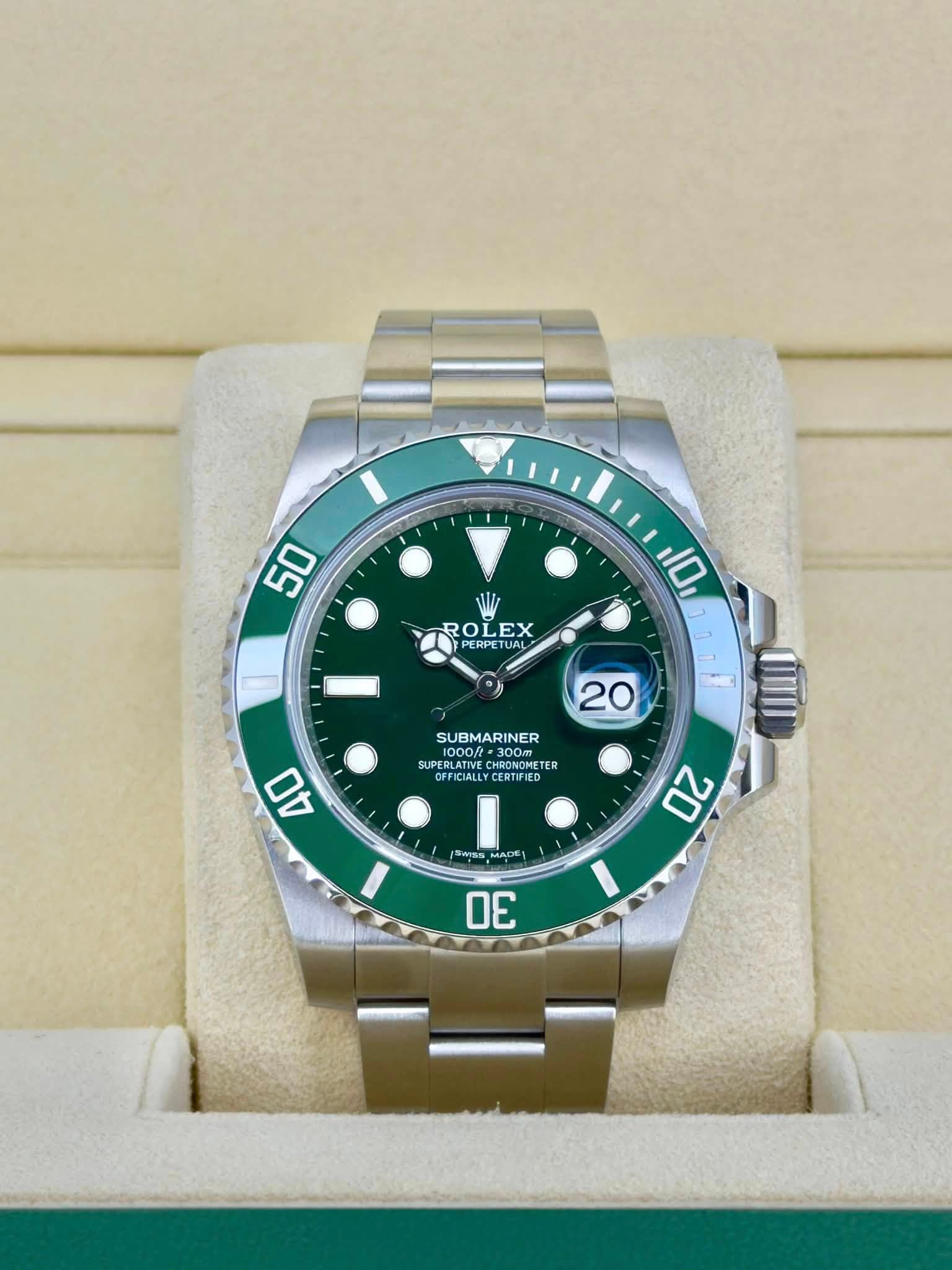 May be an image of wrist watch and text that says '50 RO ROLEX R OLEX EX PERPETU PERPE RPET UAL 10 20 SUBMARINER ARINER 10000=3 =300 300 HRONOVETER ER DSOLATIE 1000/ OOOnόυ…