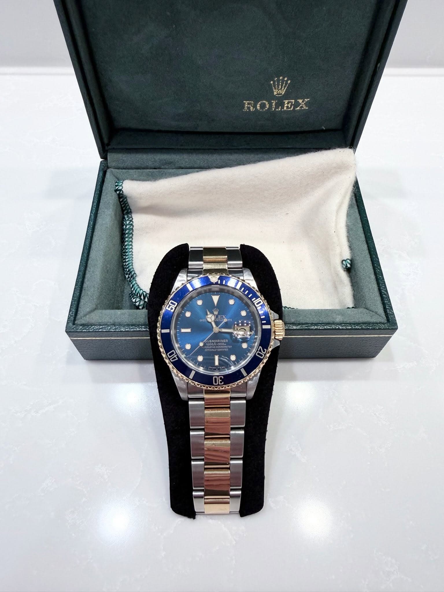 May be an image of wrist watch and text that says 'ROLEX 50 10.a صرا :: 1 O BIIII 40 20 CRC'