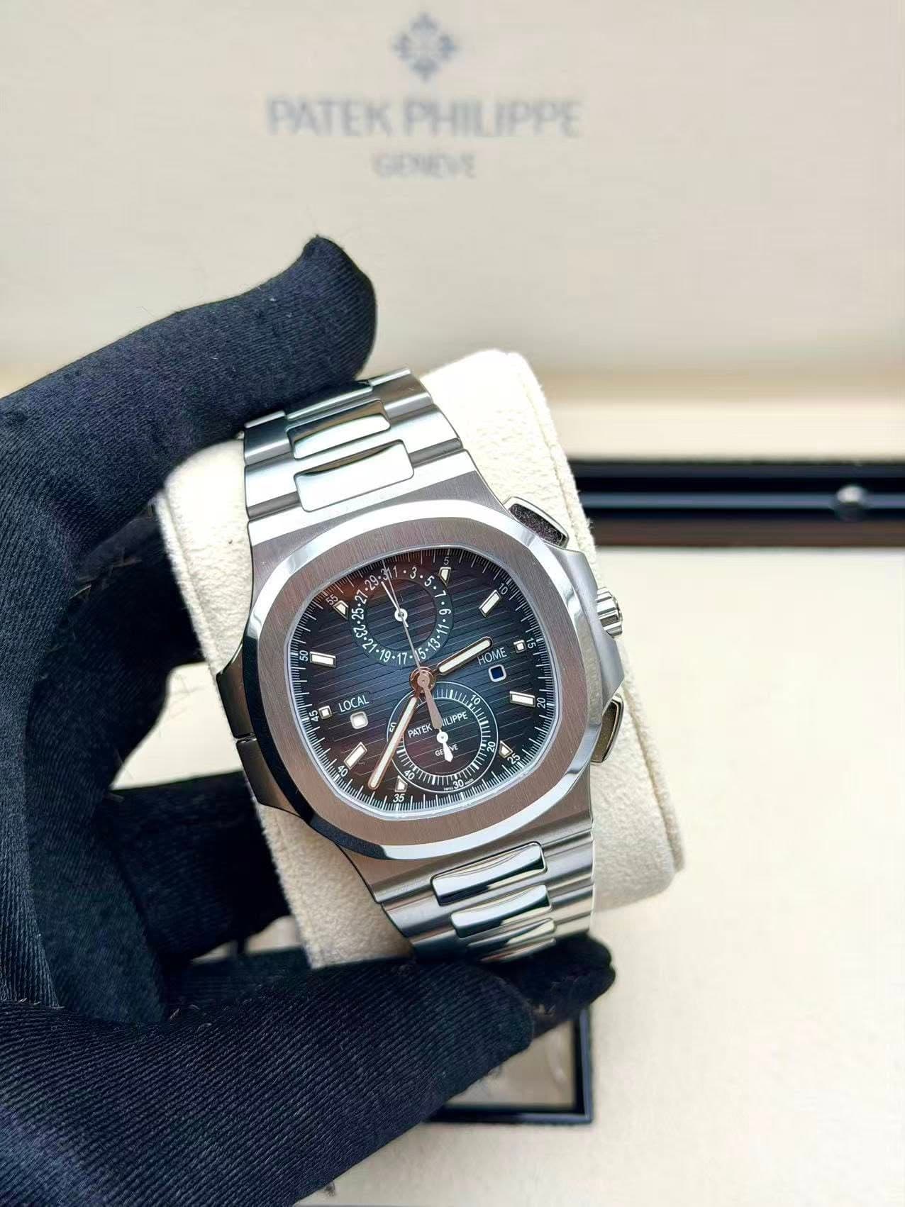 May be an image of wrist watch and text that says 'PATEK TEKPHILIPPE GENEVE I 1 • 7. 5-2 ၃ - 19-1 5-1 OME la S + OCAL IIL LIPPK L PATEK 6'
