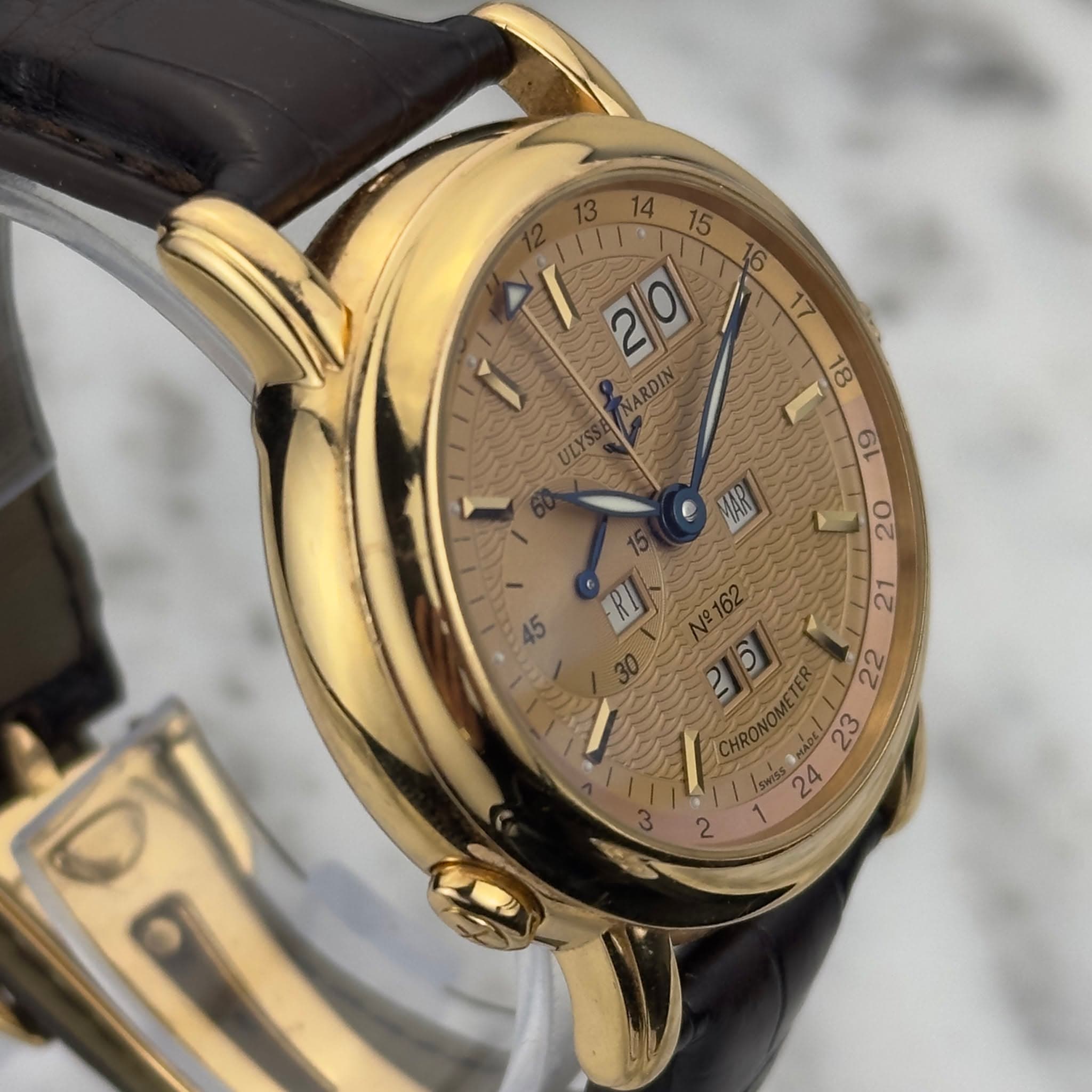 May be an image of wrist watch and text that says ' ARDI! NARDIN 55 O 6L Ea טלי 1'