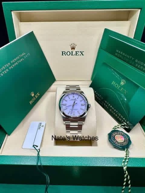 May be an image of wrist watch and text that says 'ROLEX YSTER PERPETUAL PERPETUAL PERETNAN OATE YSTEP STER STERPERPETUALOATE PEPIIA ROLEX RO 0127 ROT ROLEX 健 0 ب xa3om Natel…