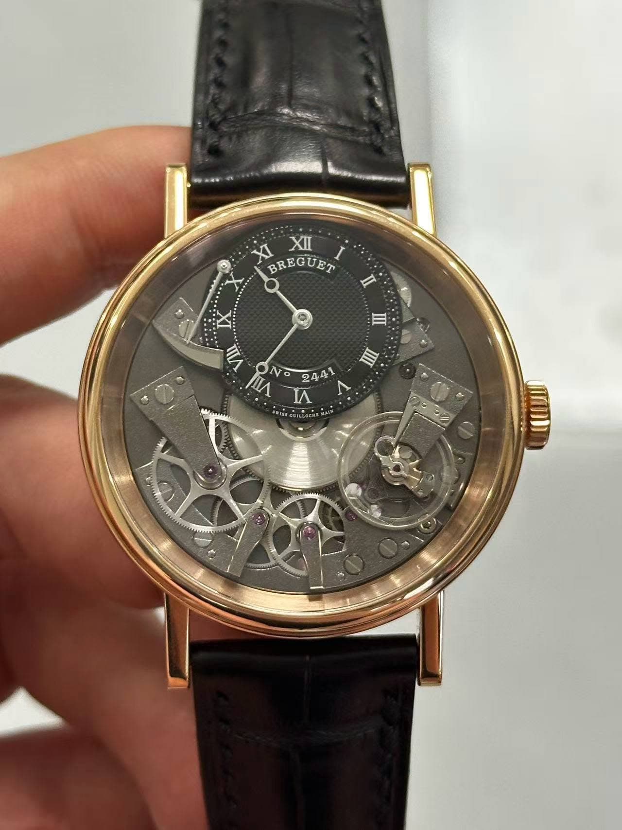 May be an image of wrist watch and text that says 'XI XII BREGUET II II IIII 名 NO A No2441 2441 ΙΛ A சன்ட்க்ட CHE ستتف'