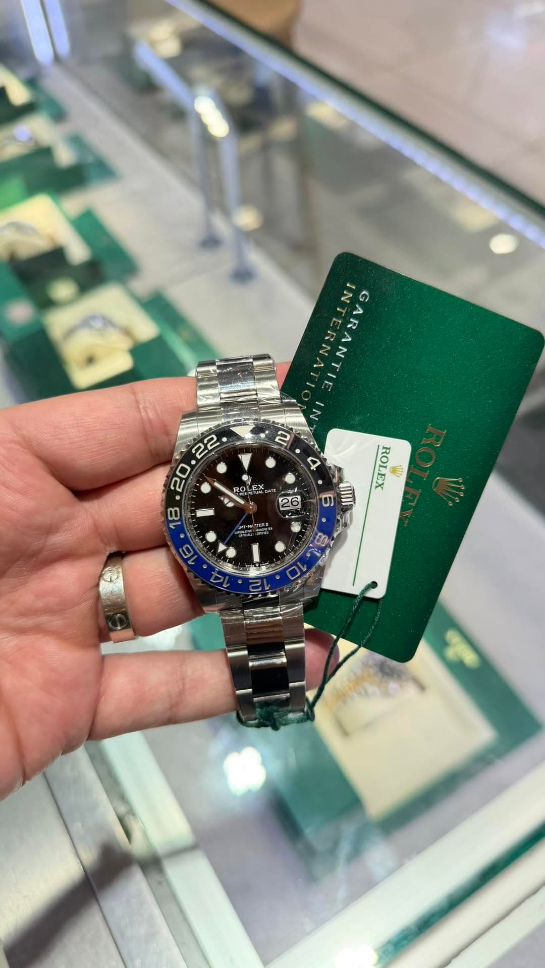 May be an image of wrist watch and text that says 'GARAN INTLAN INT GAR 2 4 D ROLFO A 22 20 18 I 6 26 ROLEX A 10 6 TnII a 8 ៩'