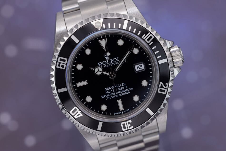 May be an image of wrist watch and text that says '10 50 ROIEX ROLEX 16 SEA-D'NELLER VELLER 1220 SEA D' 4000 20EE SUPERLA SUPOFFICIALLYCERTIFIED OFFIC OFFICIALLYCE TIVECHRONOMET…