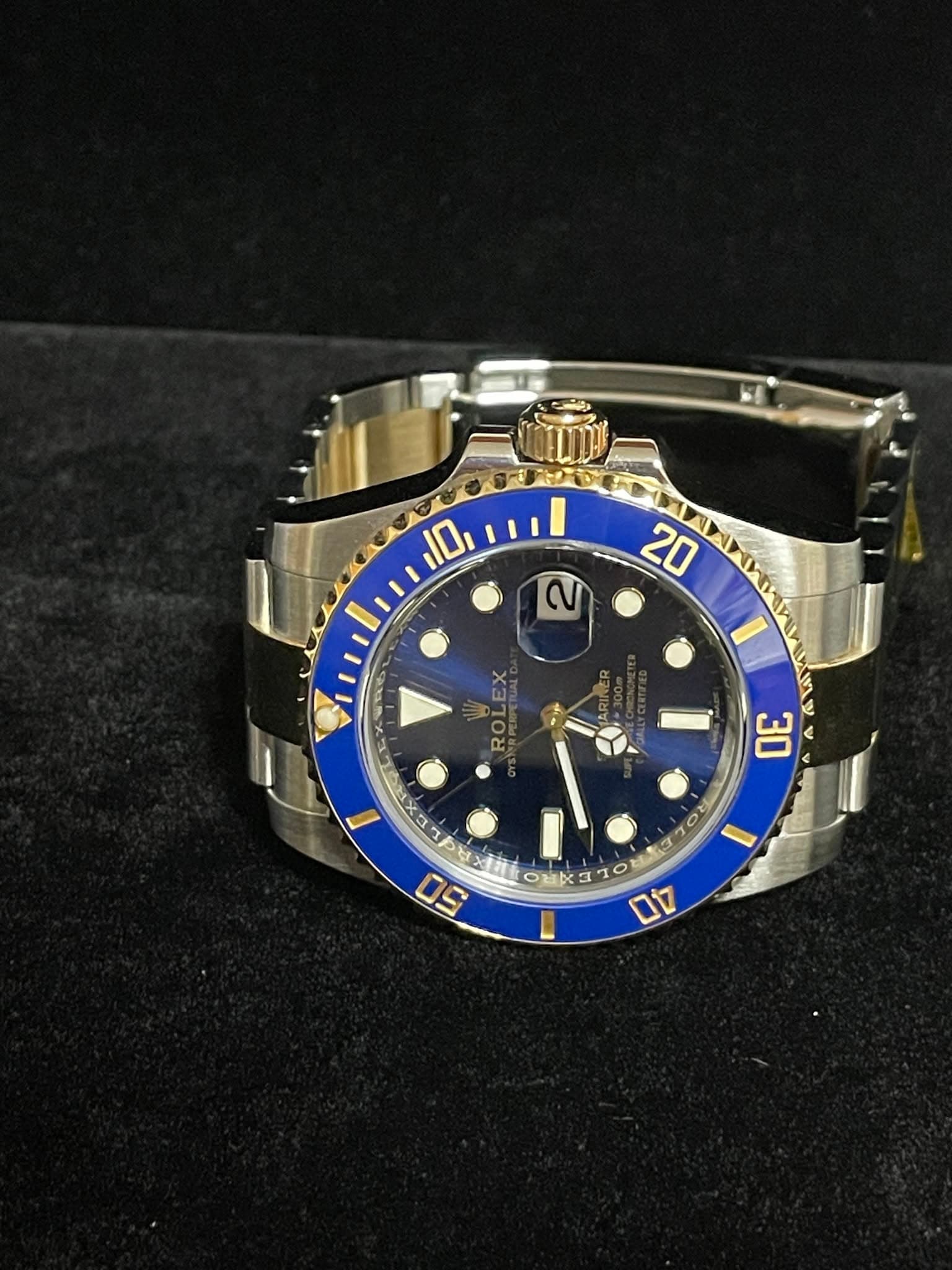 May be an image of wrist watch and text that says '10 20 ٧ ROLEX X3 σε 2O R 1 أا 50 O O 40'
