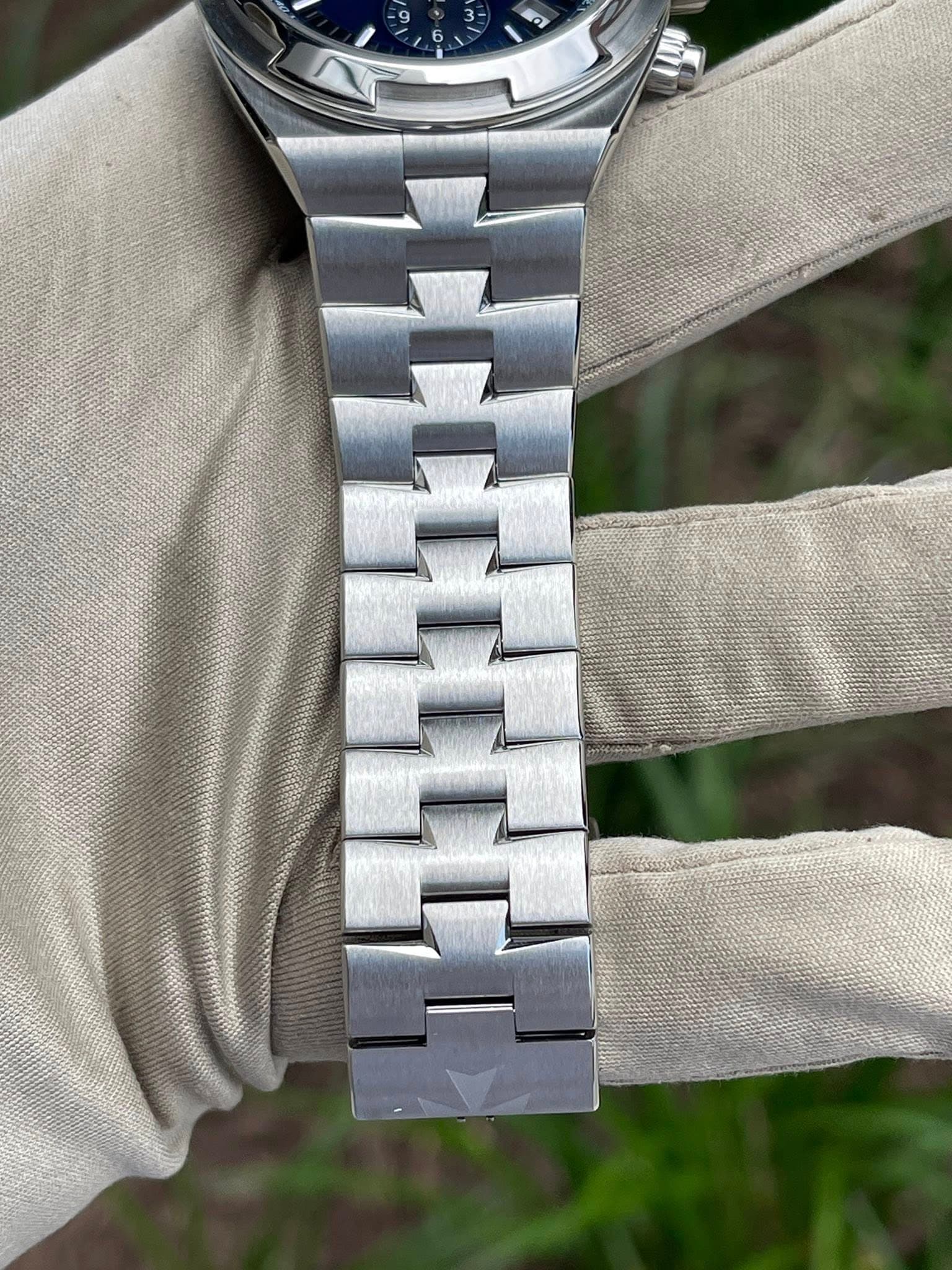 Vacheron Constantin Overseas Chronograph, photo 6