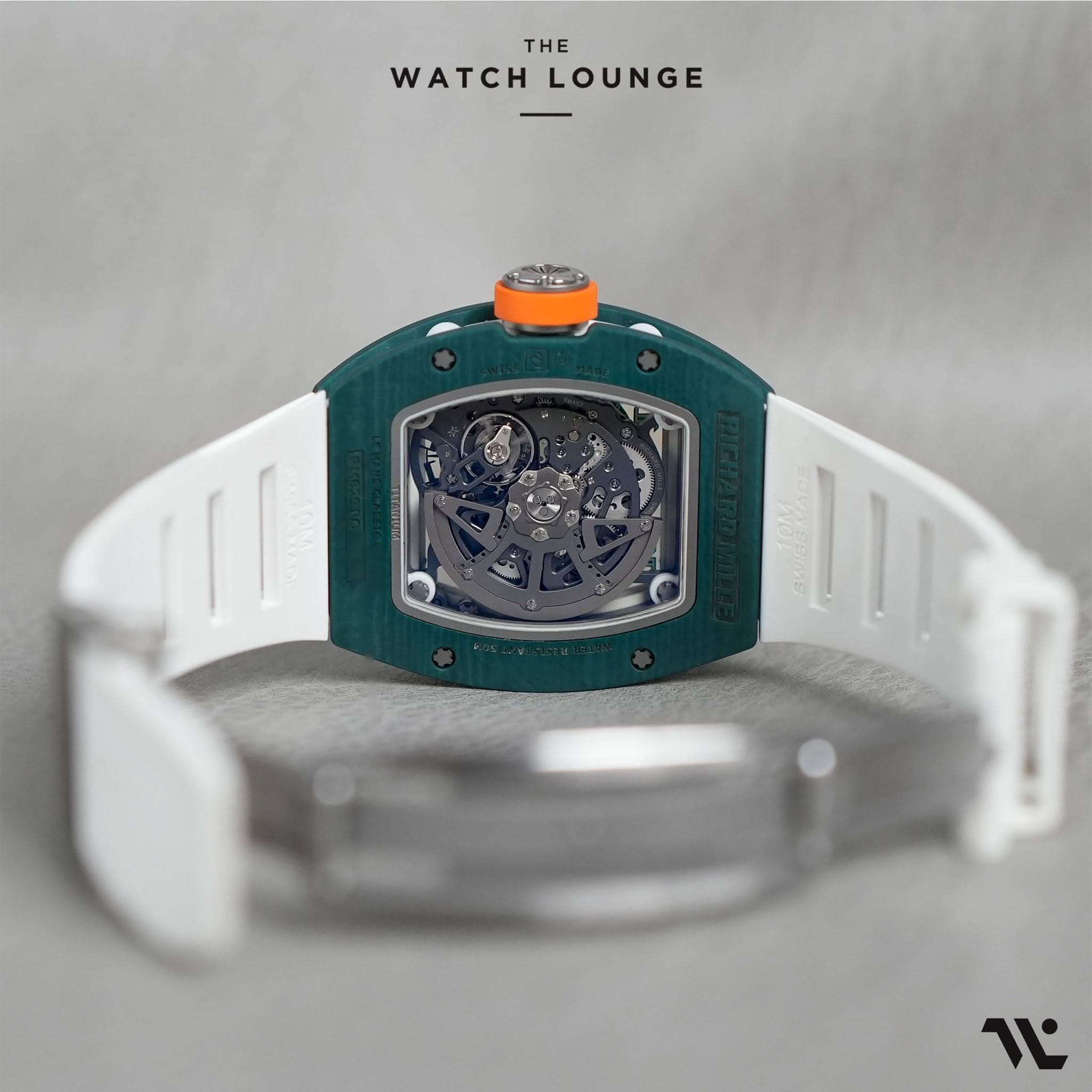 May be an image of wrist watch and text that says 'THE WATCHLOUNGE WATCH LOUNGE 1'