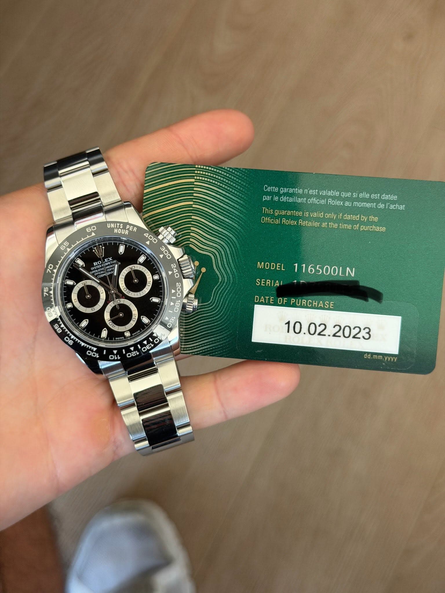 May be an image of wrist watch and text that says '60 65 Cette garantie est valabie que elle est datée par detaillant officiel Rolex moment achat Official…