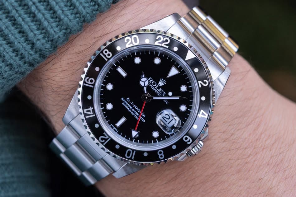 May be an image of wrist watch and text that says ' ROLEY ROLEX FY W PEPOFT PERPETU SUP Gi OFFICIALL OFFATIVE PERLATIVE RLATIVECHRO ATE CHRONG ER MAS A CERTIFI CENONG TER 14 SSIMS…