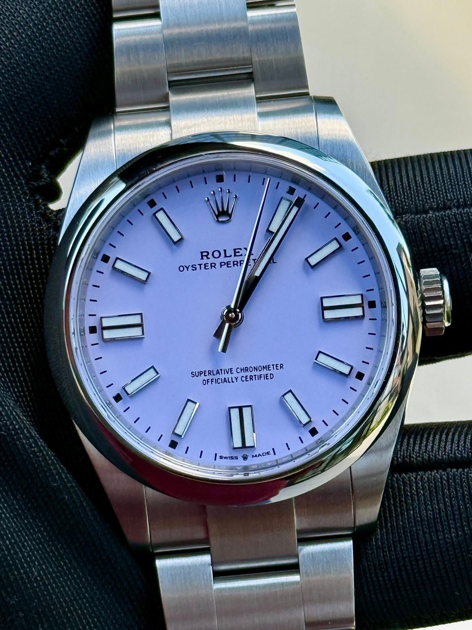May be an image of wrist watch and text that says 'าแ eEN ROLE OYSTER OYSTERPERF PERF I II EIDI = I SUPERLATIVE CHRONOMETER SUPERLATINECHRONONETER TER OFFICIALLYCERTIFIED…