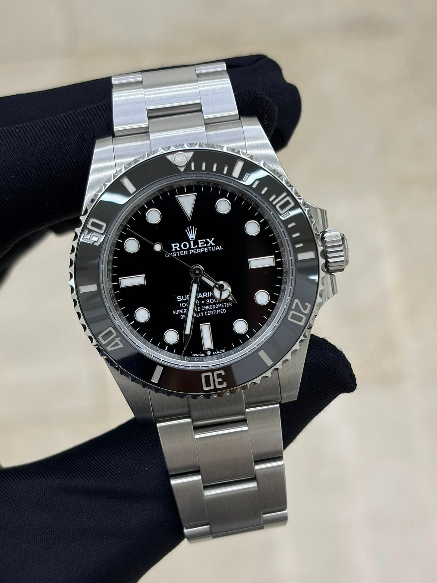 May be an image of wrist watch and text that says 'NEAT 50 10 ROLEX STERPERPETUAL STER STERPERP ROLETA RPERPETU SUF ARIA H (好T等成の SUPER 40 20 -N 30'