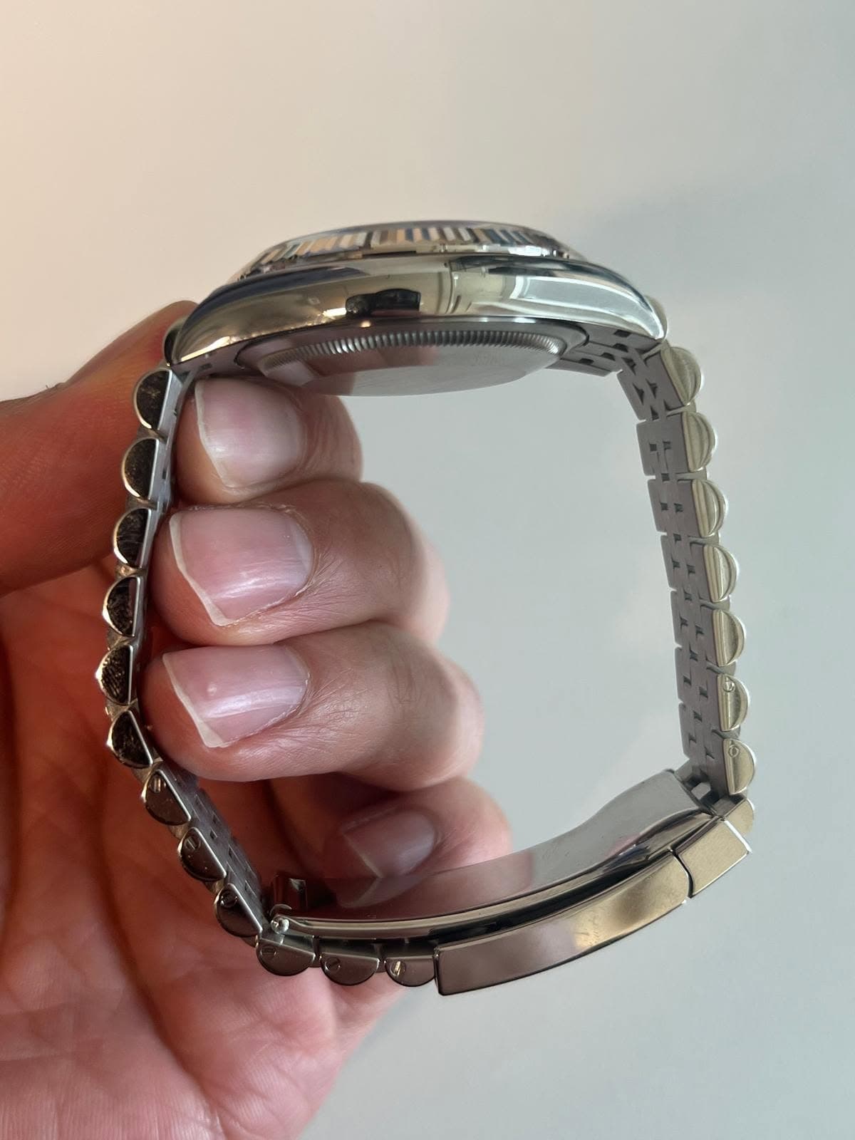May be an image of digital watch