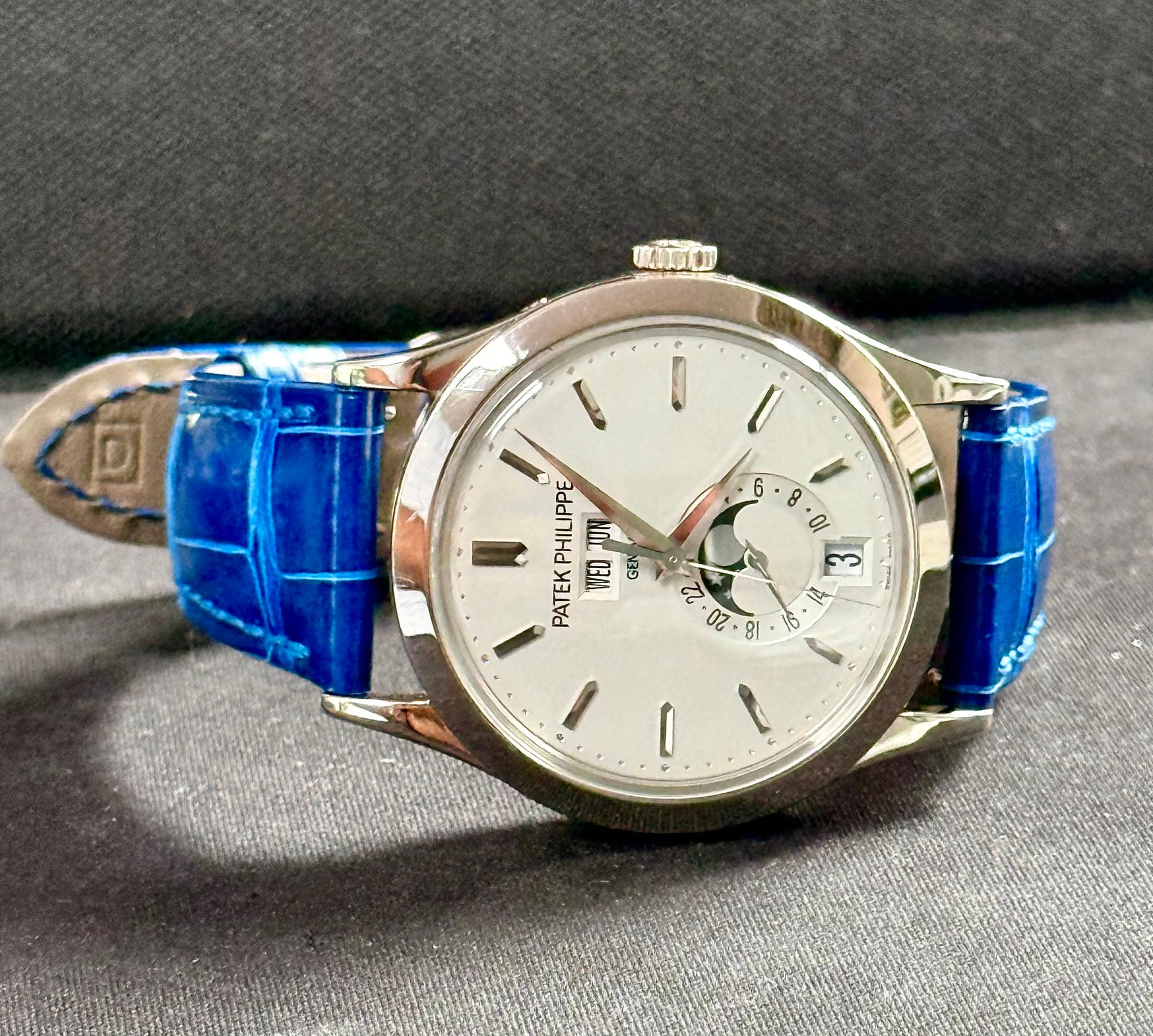 May be an image of wrist watch and text that says 'I PATEKPHILIPPE PHILIPPE אסב PATER WED GEN 6 8 01 ε شم 10 G 22 2 81 保'
