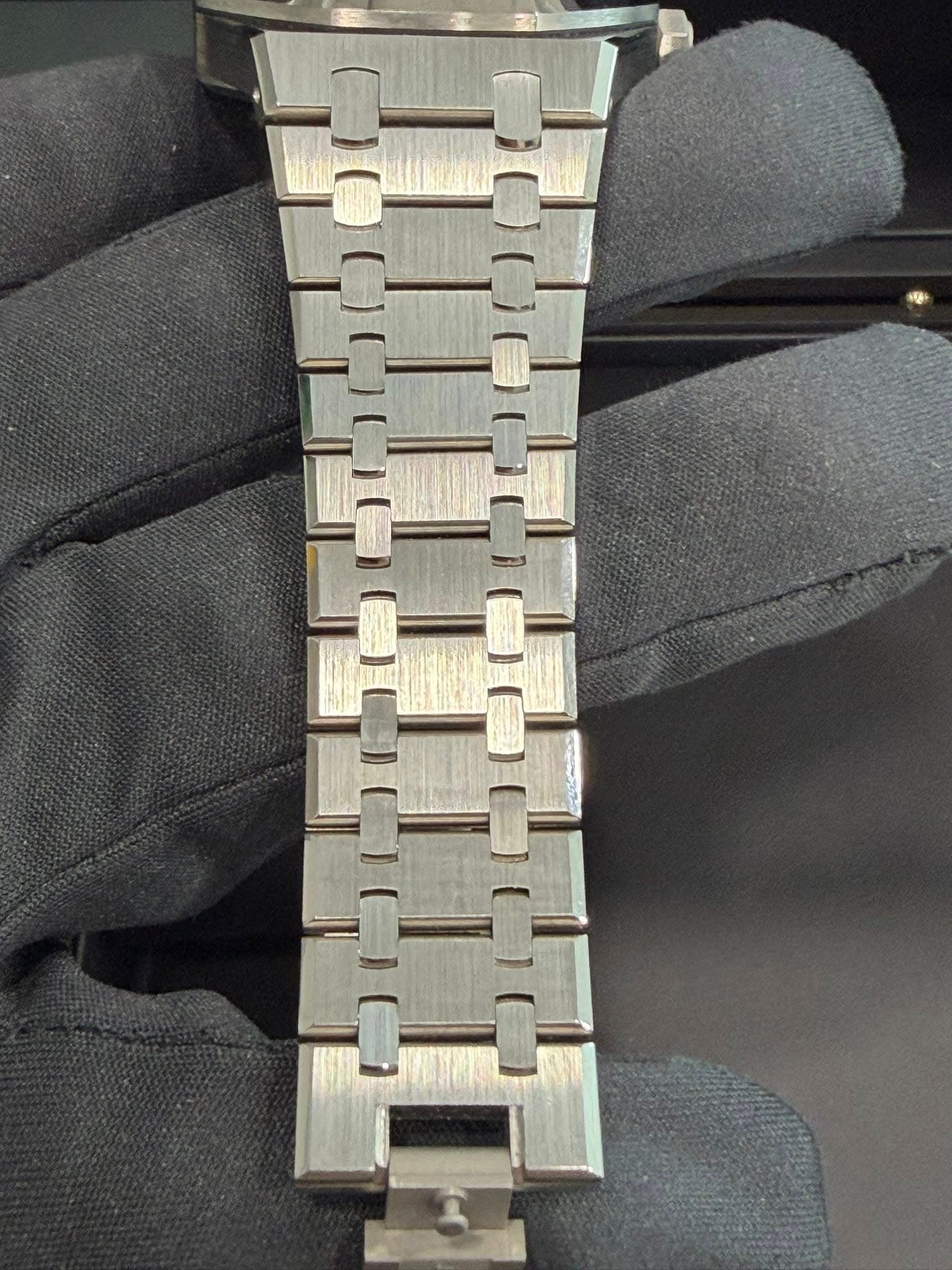 Audemars Piguet 26735ST