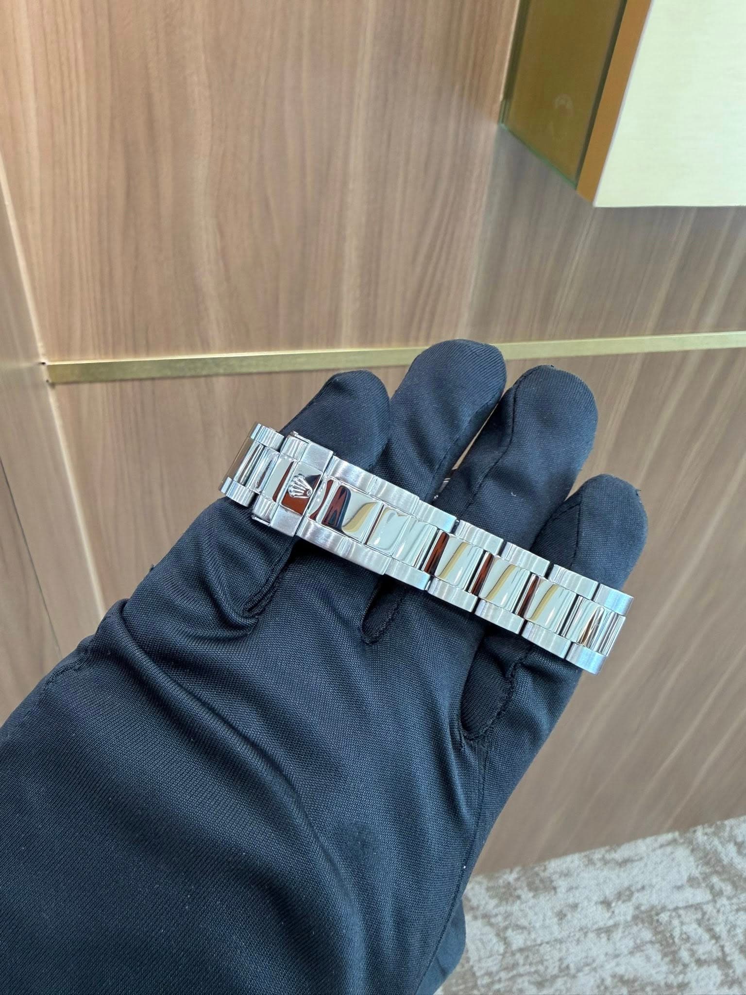 May be an image of jewelry