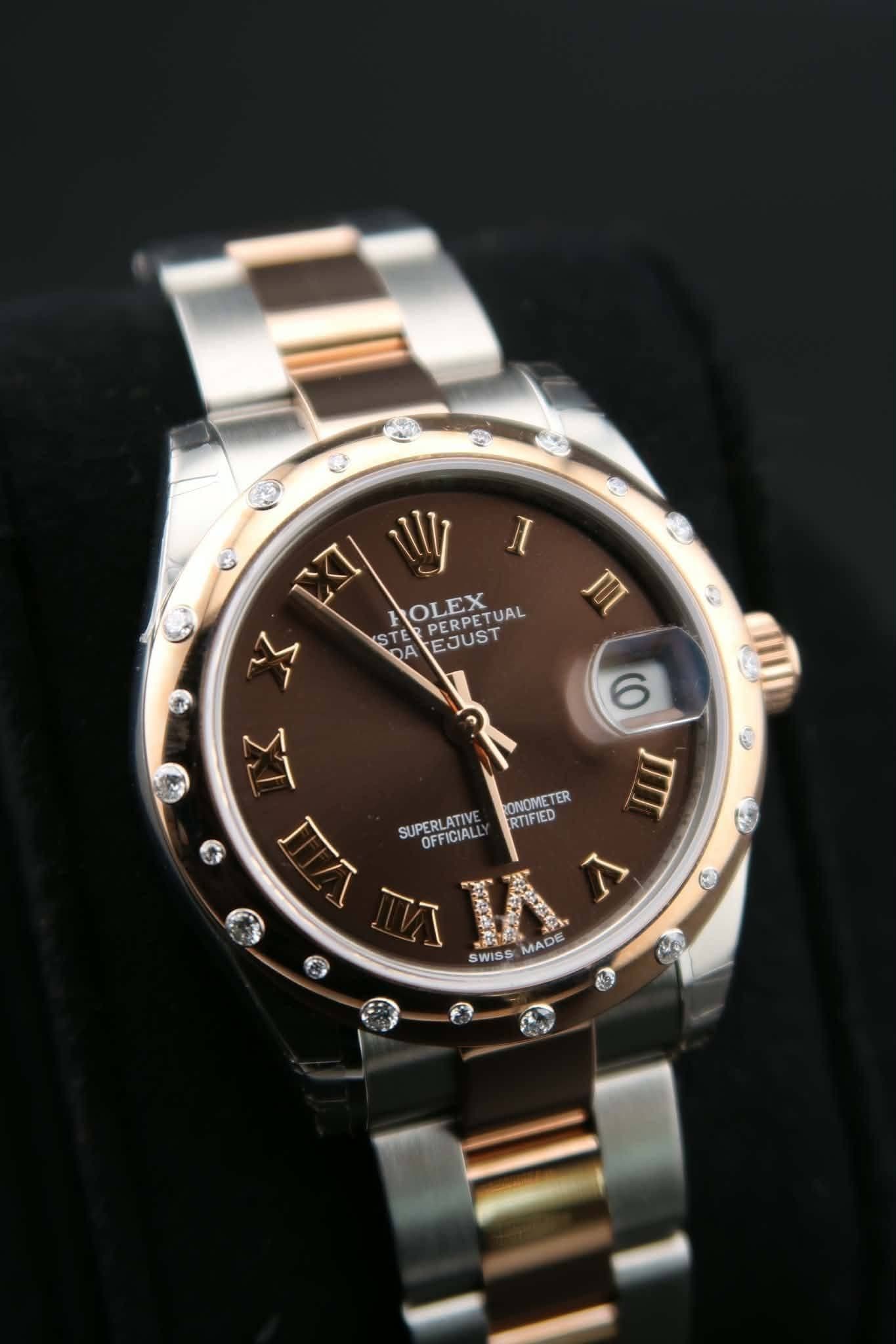 May be an image of wrist watch and text that says '行 C Л CS Wy HOLEPETUAL OLEX PERPETUAL PETUAL y A STE EJUST 頂 4 با 6 SONOMETER IIII nA nAW I SUPERLATIVE LATIVE RTIFIE TIFIED…