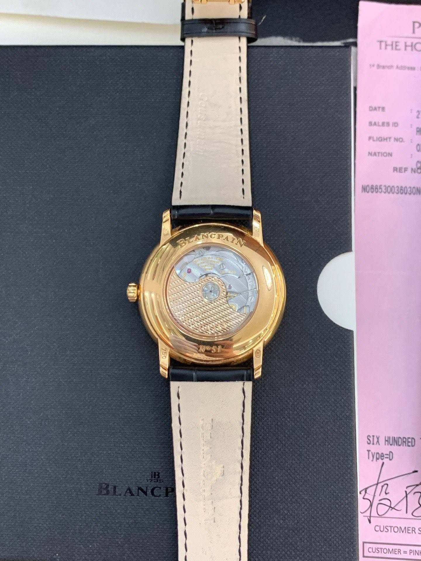 May be an image of wrist watch and text that says 'P THE THEHO HC Senons ١ ชีกมายท toorsan 6AT SALES ID FLIGHT NO. NATION REF NC N066530036030N BLANCPATN N BLANCPA L30 CT ASI AS…